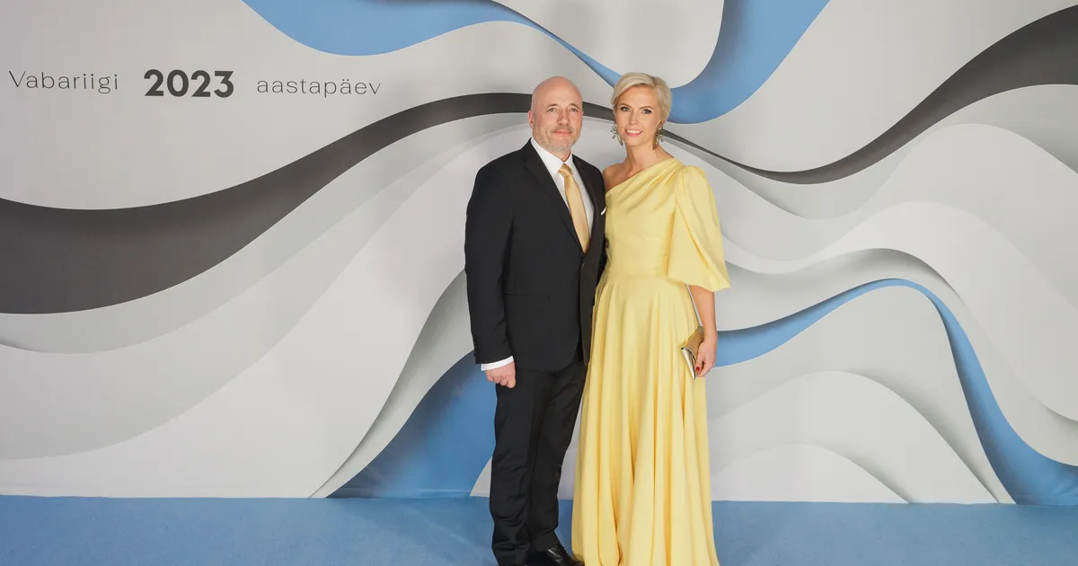 ARMAS KLÕPS ⟩ Liisu Lassi ja Ilmar Raagi perre sündis poeg