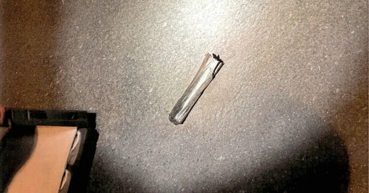 Pildid ⟩ Sõbrannaga tülli läinud mees õhkis Pärnu kesklinnas omavalmistatud pommi