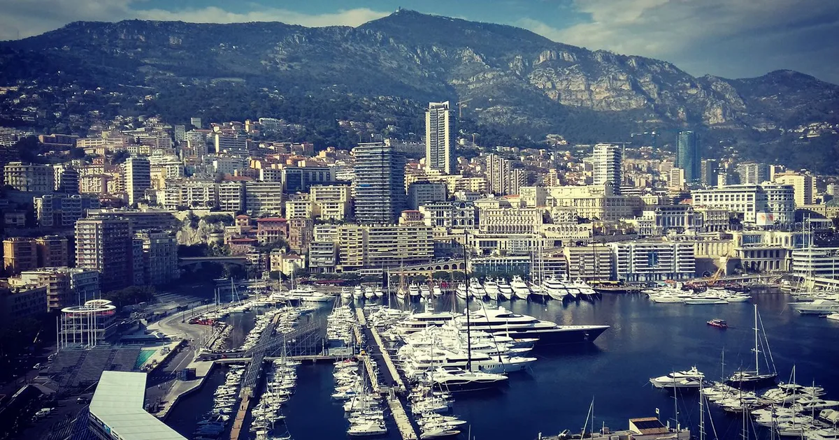 Prantsuse Riviera meelitab südame kohvrist välja