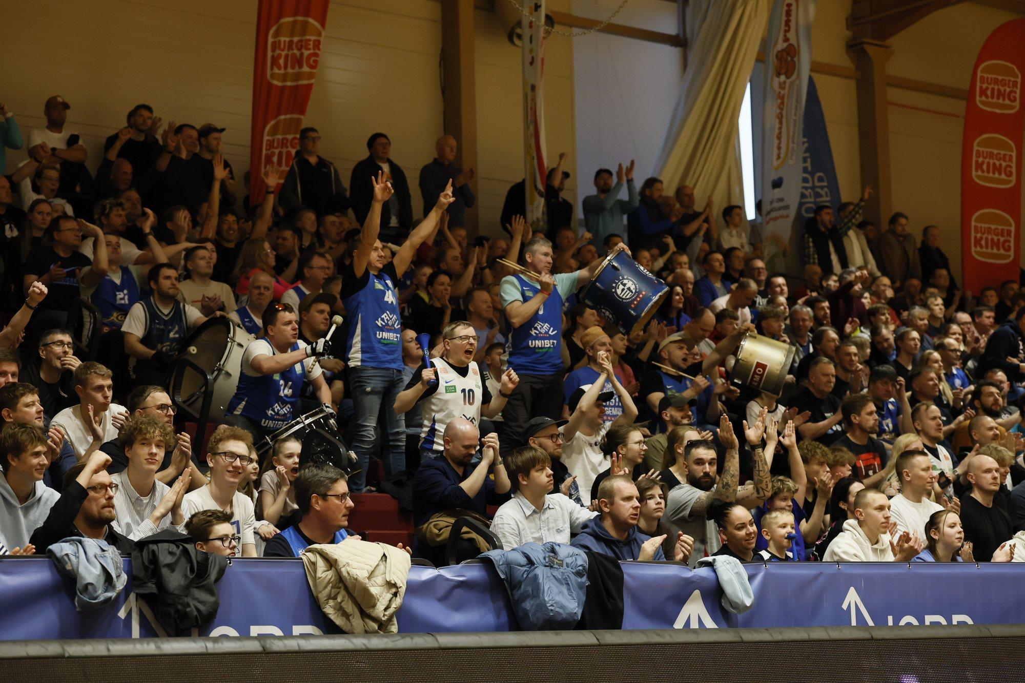 MÄNGU HETK | Stefan Vaaksi akrobaatiline kolmene pani Nord Spordihoone rõkkama