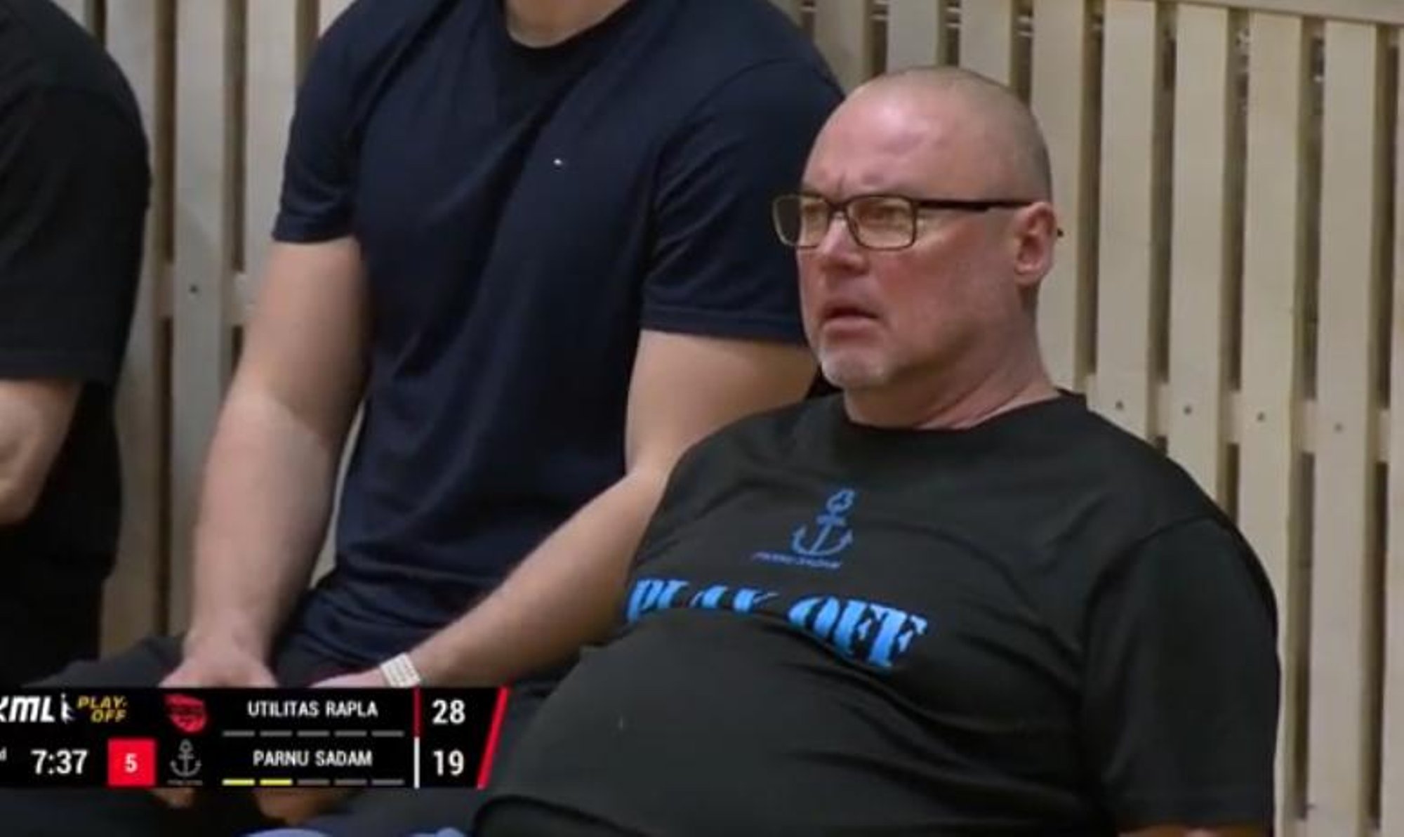 DELFI VIDEO | Pöördesse läinud Johan Kärp saadeti saalist minema