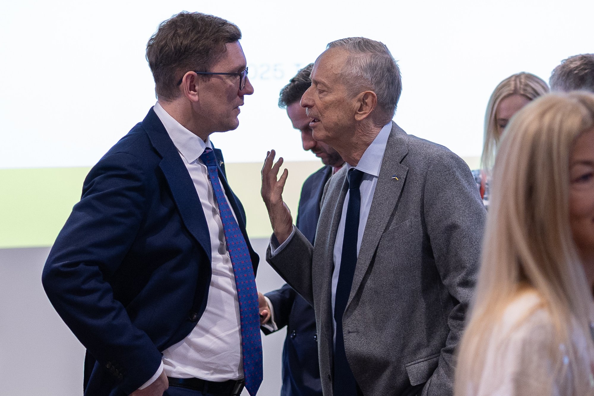 INTERVJUU | Siim Kallas: valitseme ja valitseme, kuni ei saa enam midagi liikuma. Siis valib rahvas populisti, kes tõukab liikuma kaose