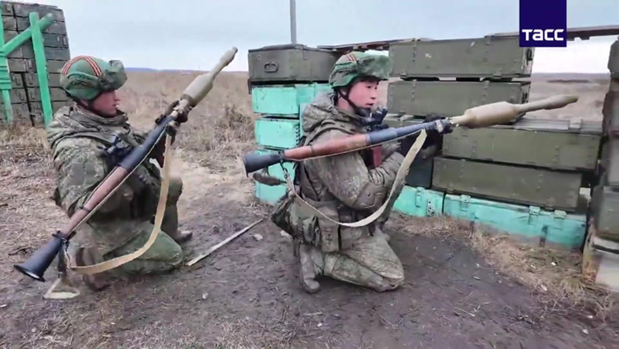 VIDEO | TASS avaldas kaadrid Põhja-Korea sõdurite väljaõppest Venemaal