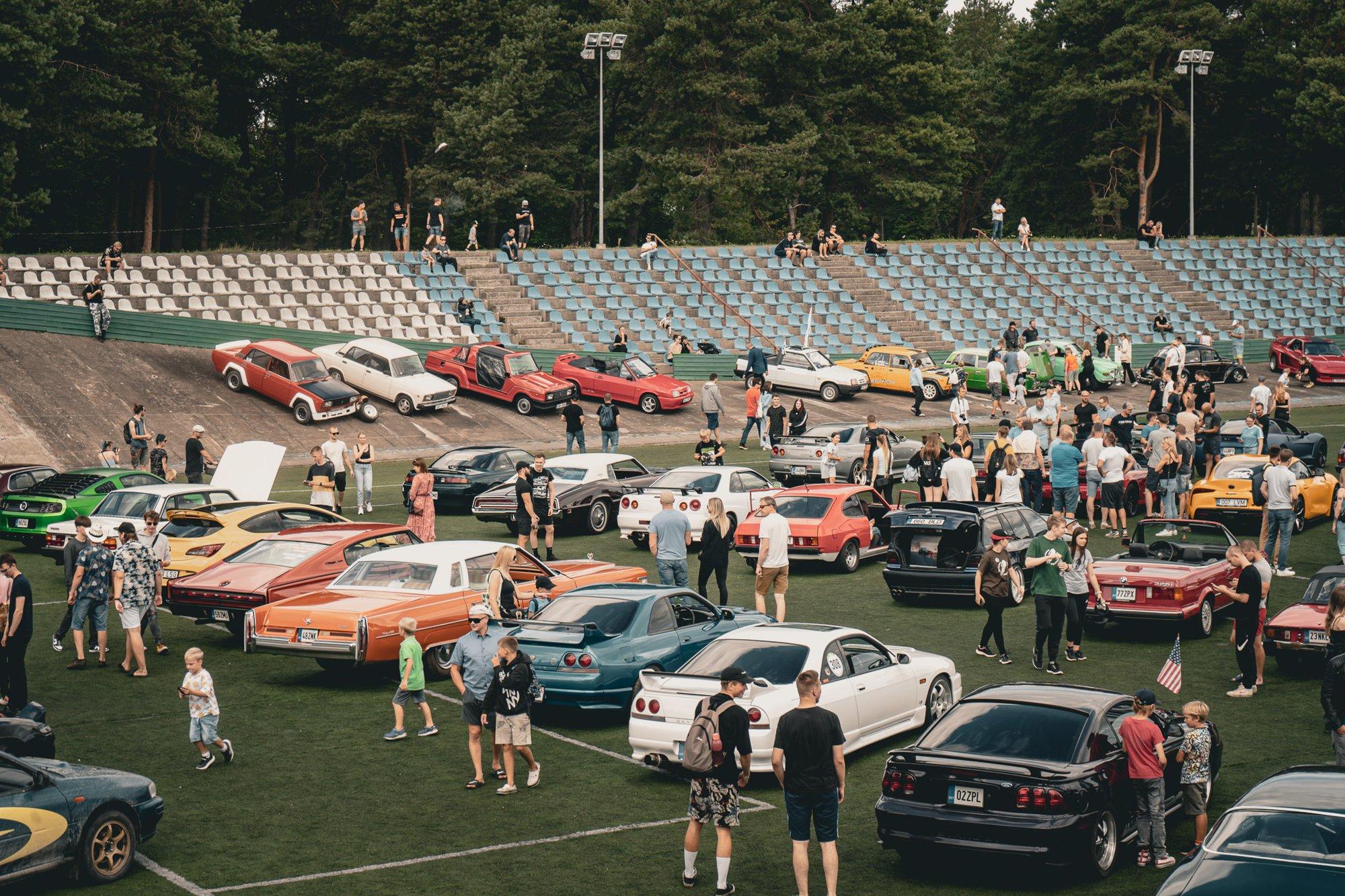 KUULA | „Istmesoojenduse“ 220. osa: autoüritused ei pea tähendama rullnokki ja rehvivilistamist