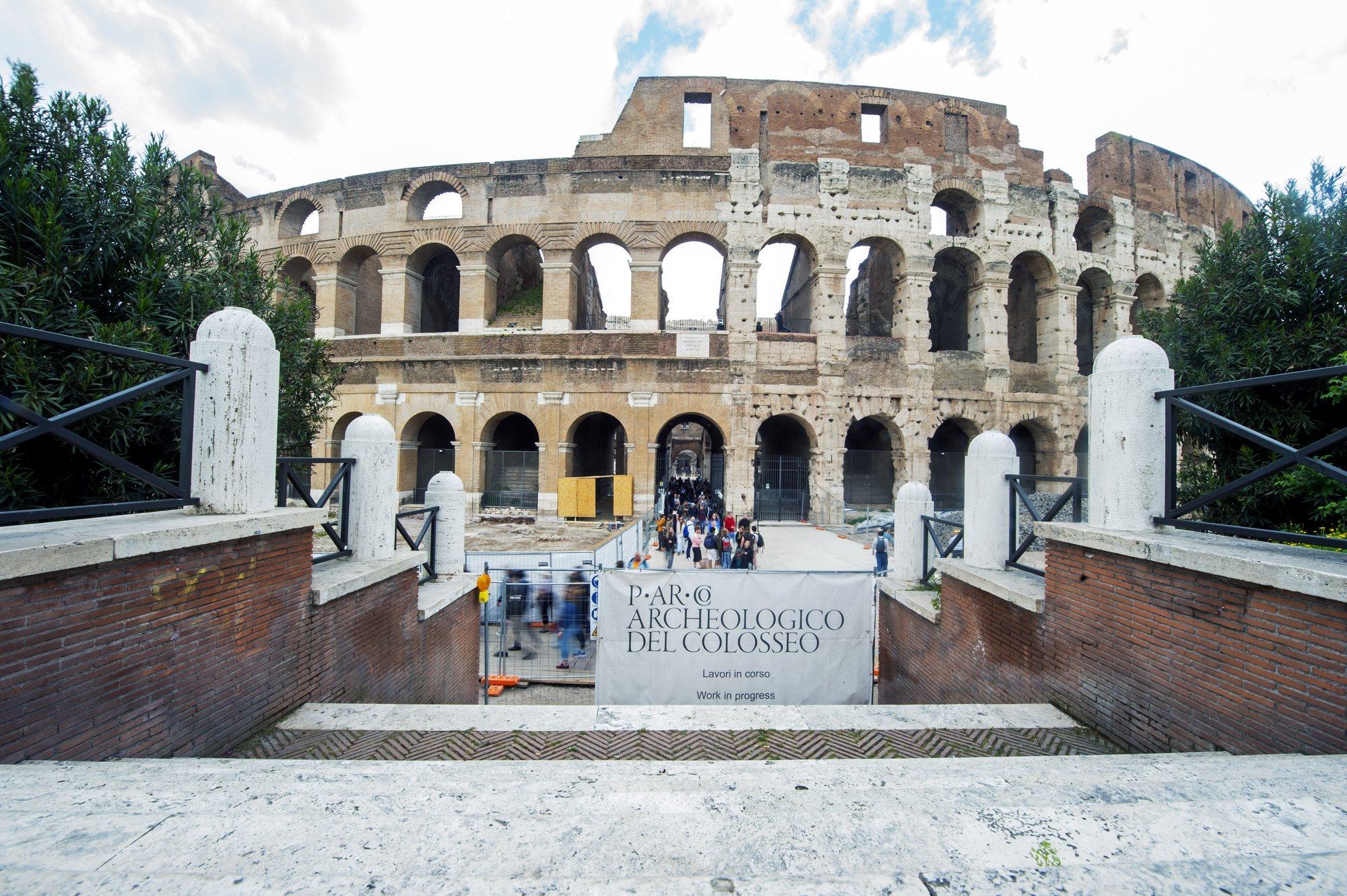 Karm trahv. Piletimüüjad tegid turistidele haledalt tünga ja said nüüd karistada