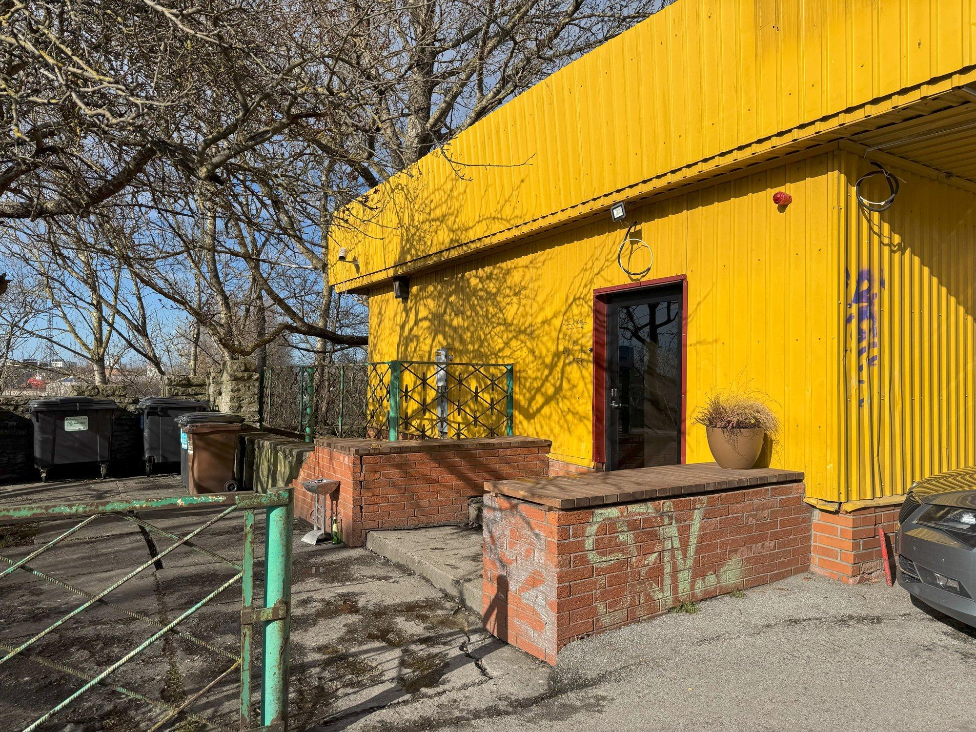 SALAKUULAJA | Vesta baar: elu ja kultuuri näinud putka peidab endas üht pealinna paremat restoranikogemust