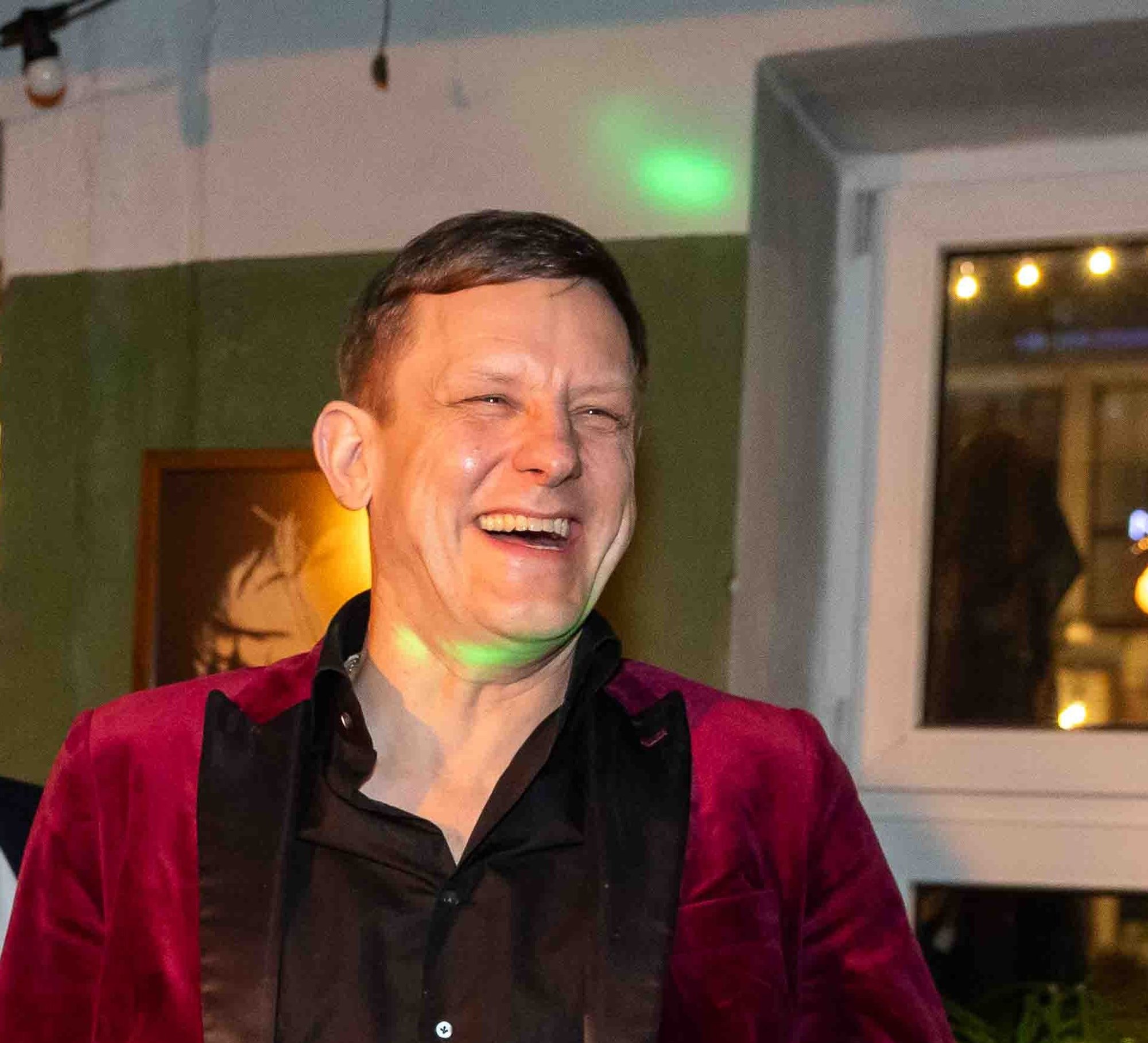 FOTOD | Uus silmarõõm? Jan Uuspõld nautis EFTA galat kuuma saatjannaga