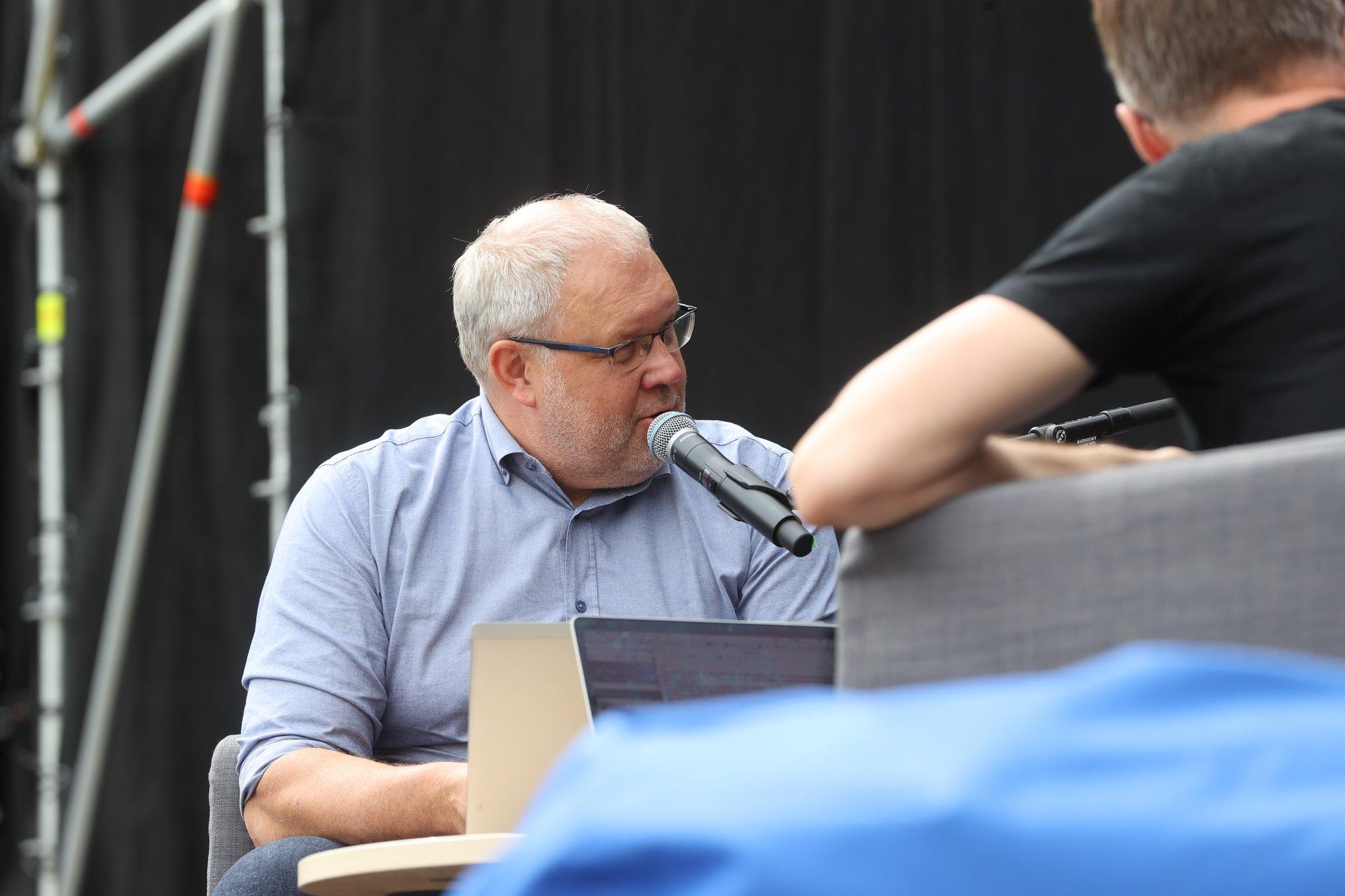 Saade „Mehed ei nuta“ läks uurimise ajaks pausile