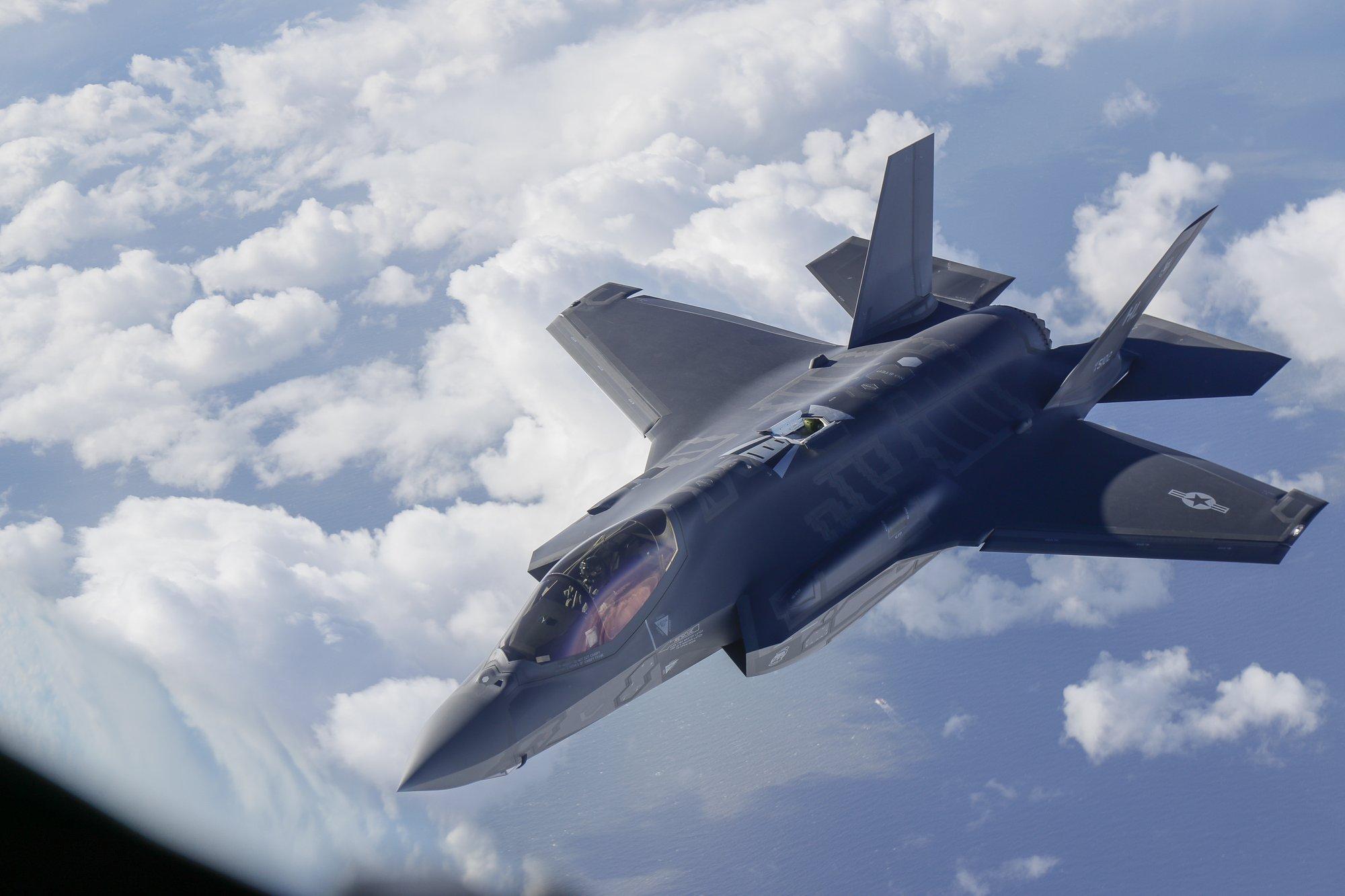 Terav debatt. Norra opositsioon survestab valitsust, et triljonifond saaks investeerida kaitsetööstusesse