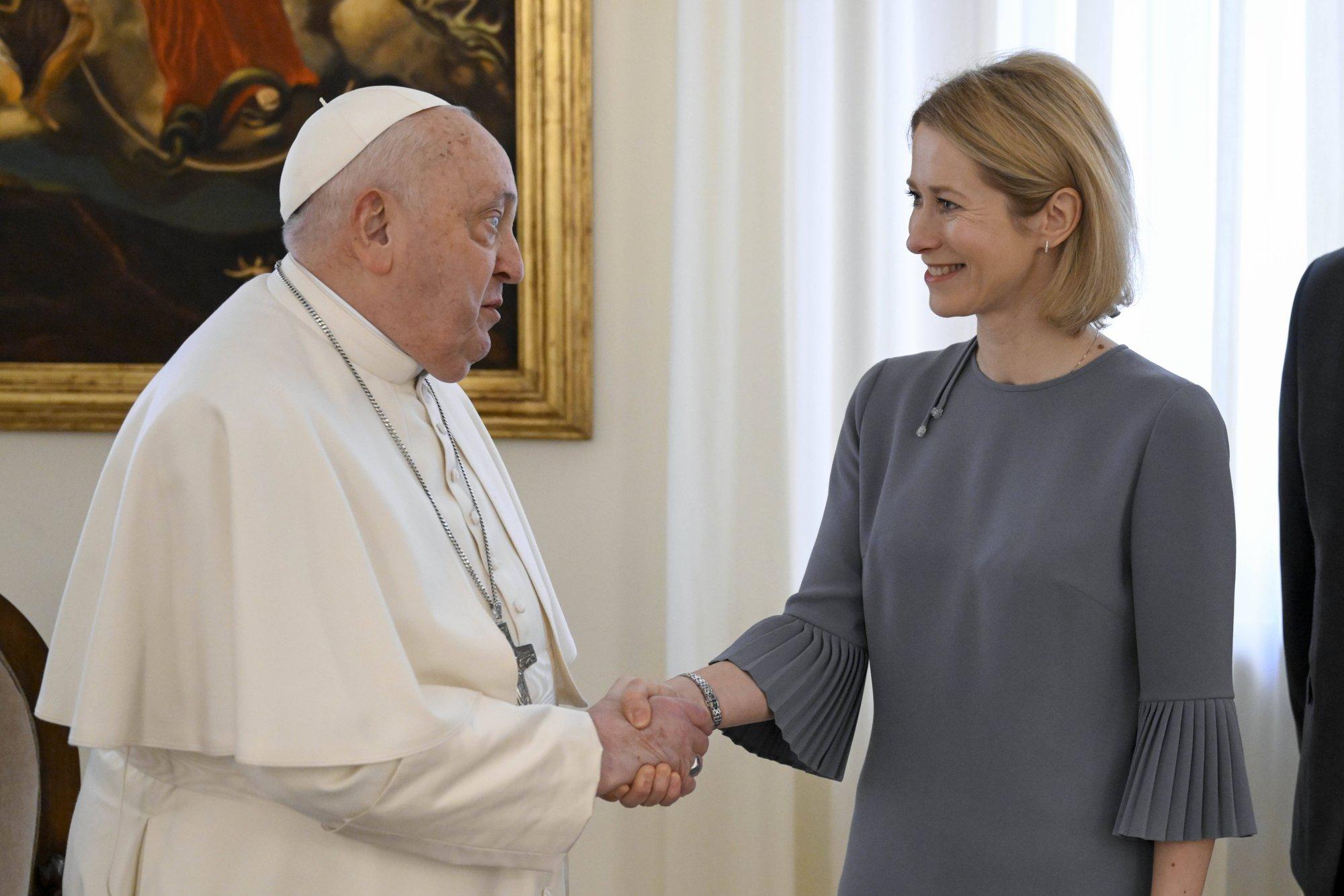 Kaja Kallas meenutas paavst Franciscusega kohtumist: tänasin teda kõige haavatavamate kaitsmise eest