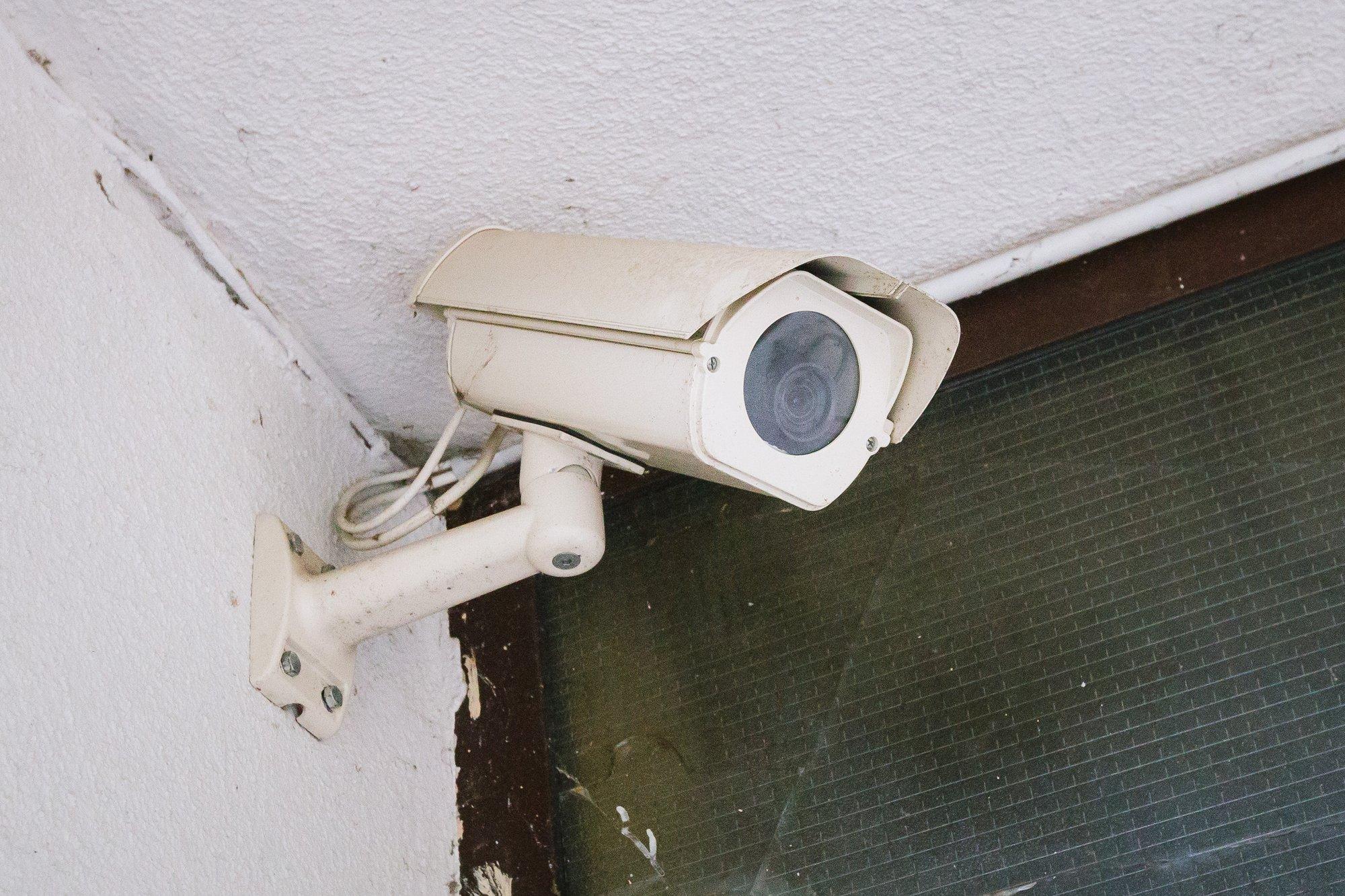 Rein Sikk: jätke jama! Valvekaamera pole pooltki nii ahistav kui see vidin, mis sul taskus on