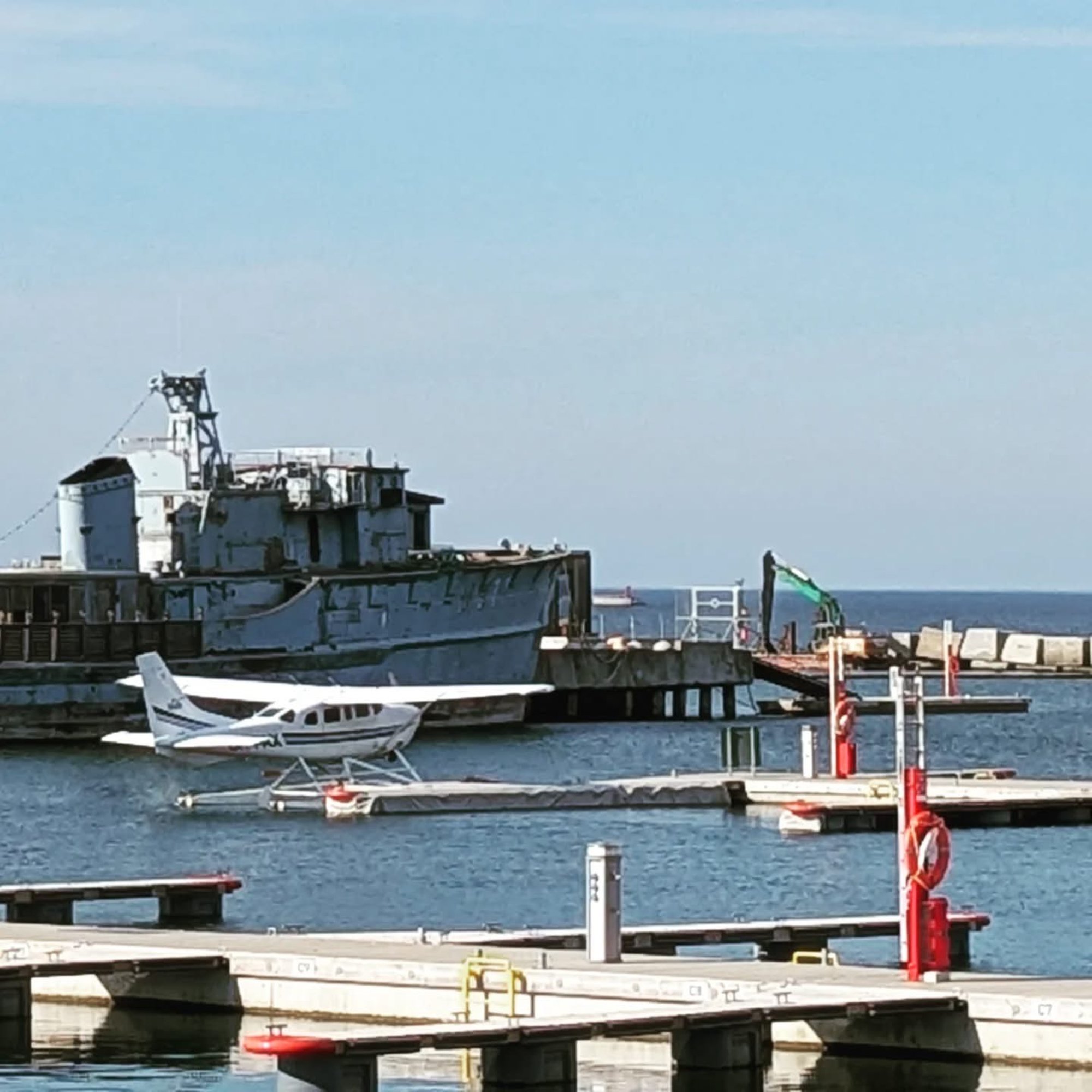 Noblessnerist saab vesilennukiga otse Viirelaiule. Luksusteenuse üheotsapilet maksab 800 eurot