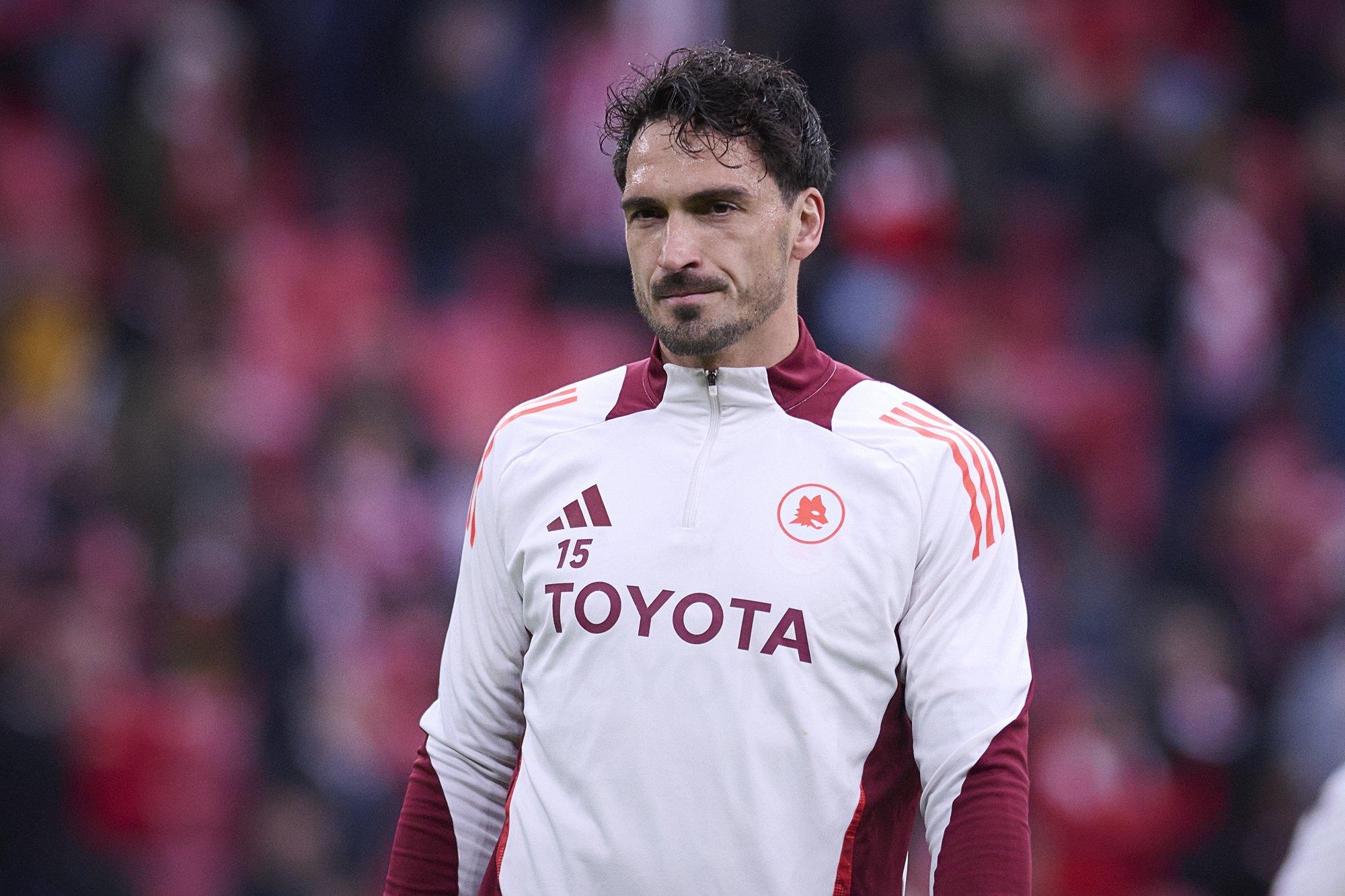 Saksamaa jalgpalliikoon lõpetab profikarjääri