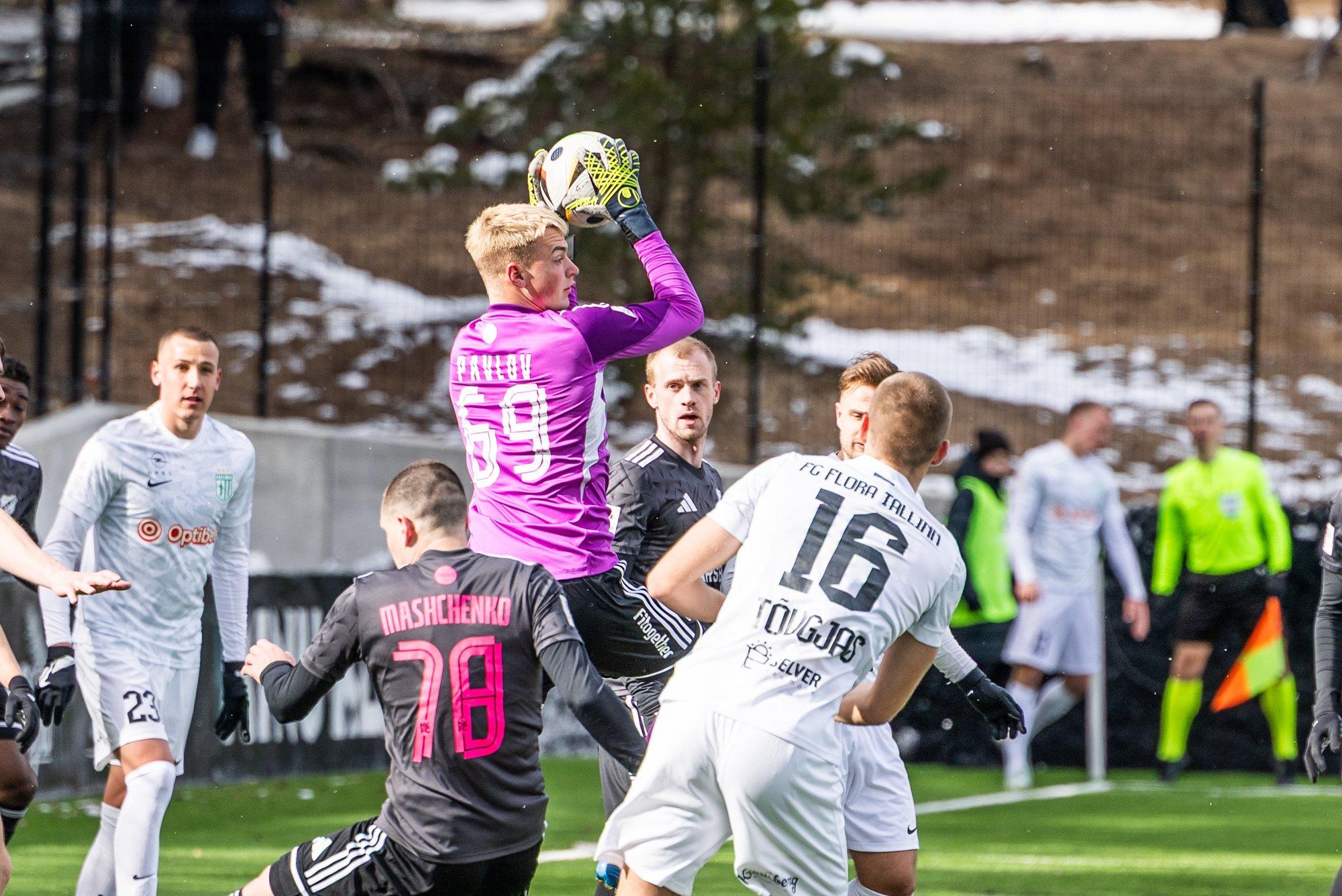 FOTOD | Flora võitis Kaljut neljanda lisaminuti väravast