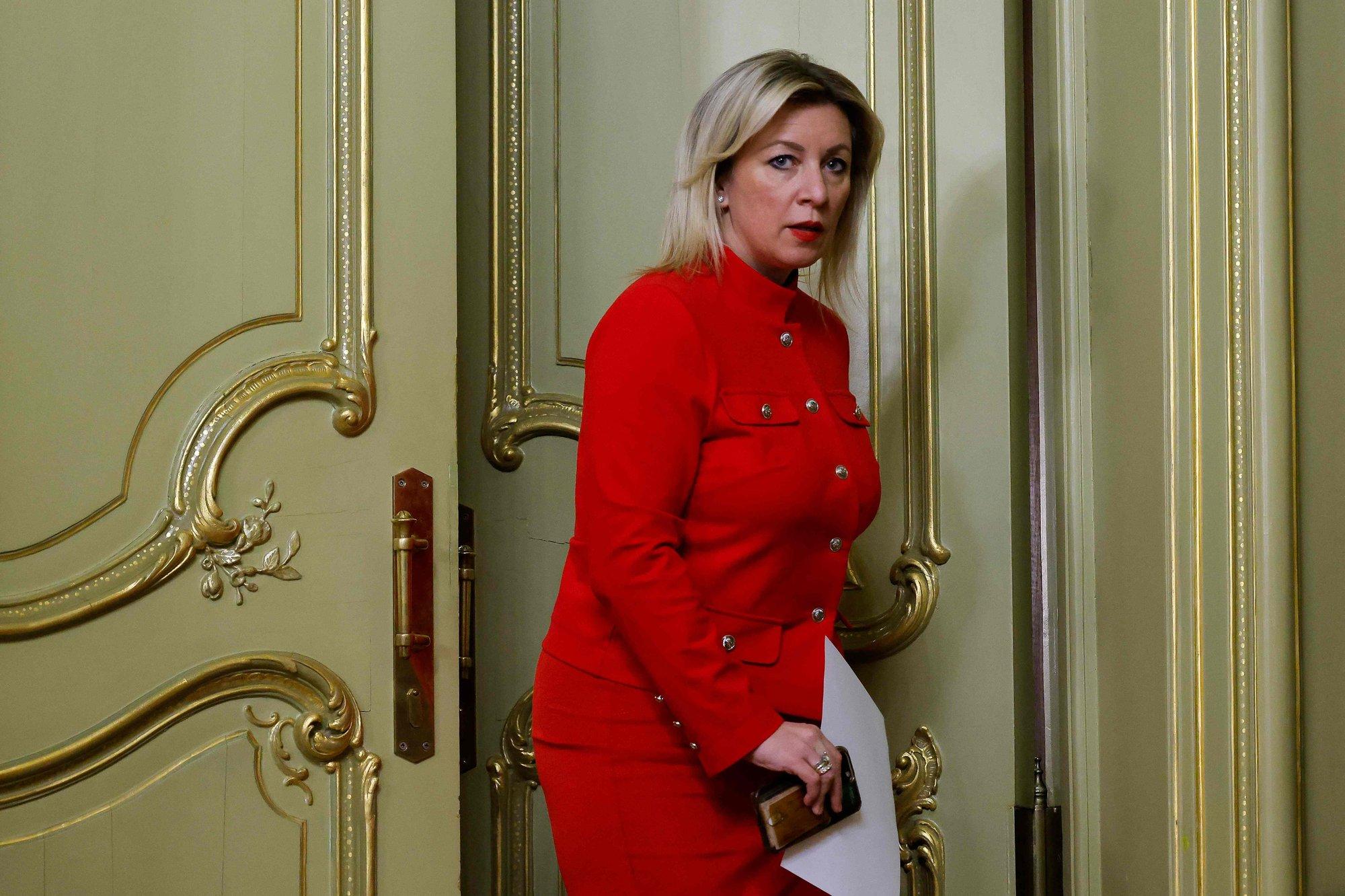 Moskva teatas, et avaldas Prantsusmaale protesti Vene diplomaadi kinnipidamise pärast Pariisi lennujaamas