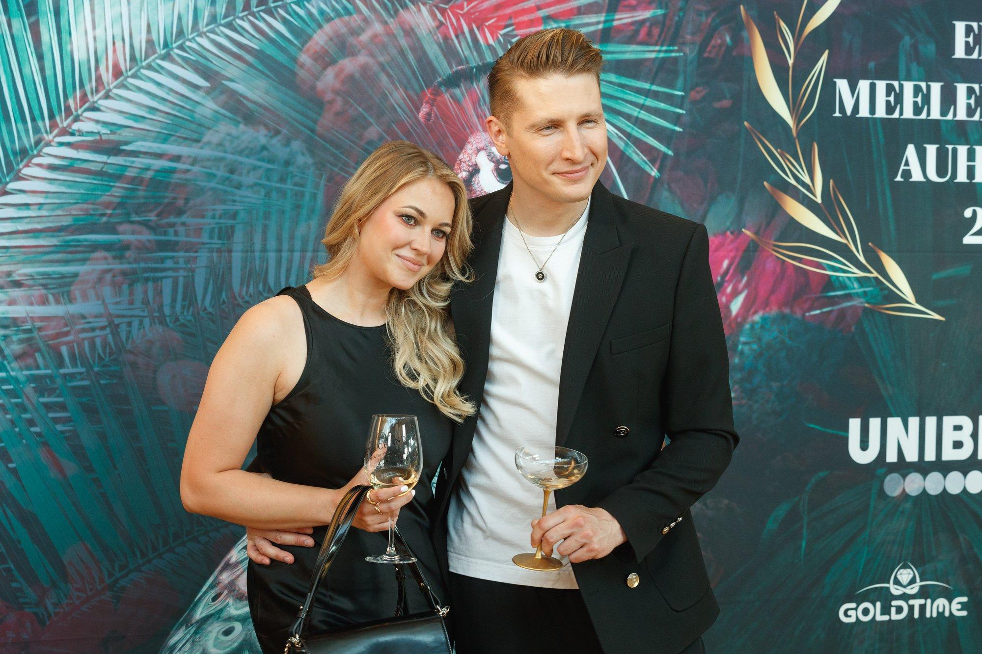 KLÕPS | Nii suur juba! Karl-Erik Taukari ja Kerli Kivilaane poeg sai 2-aastaseks