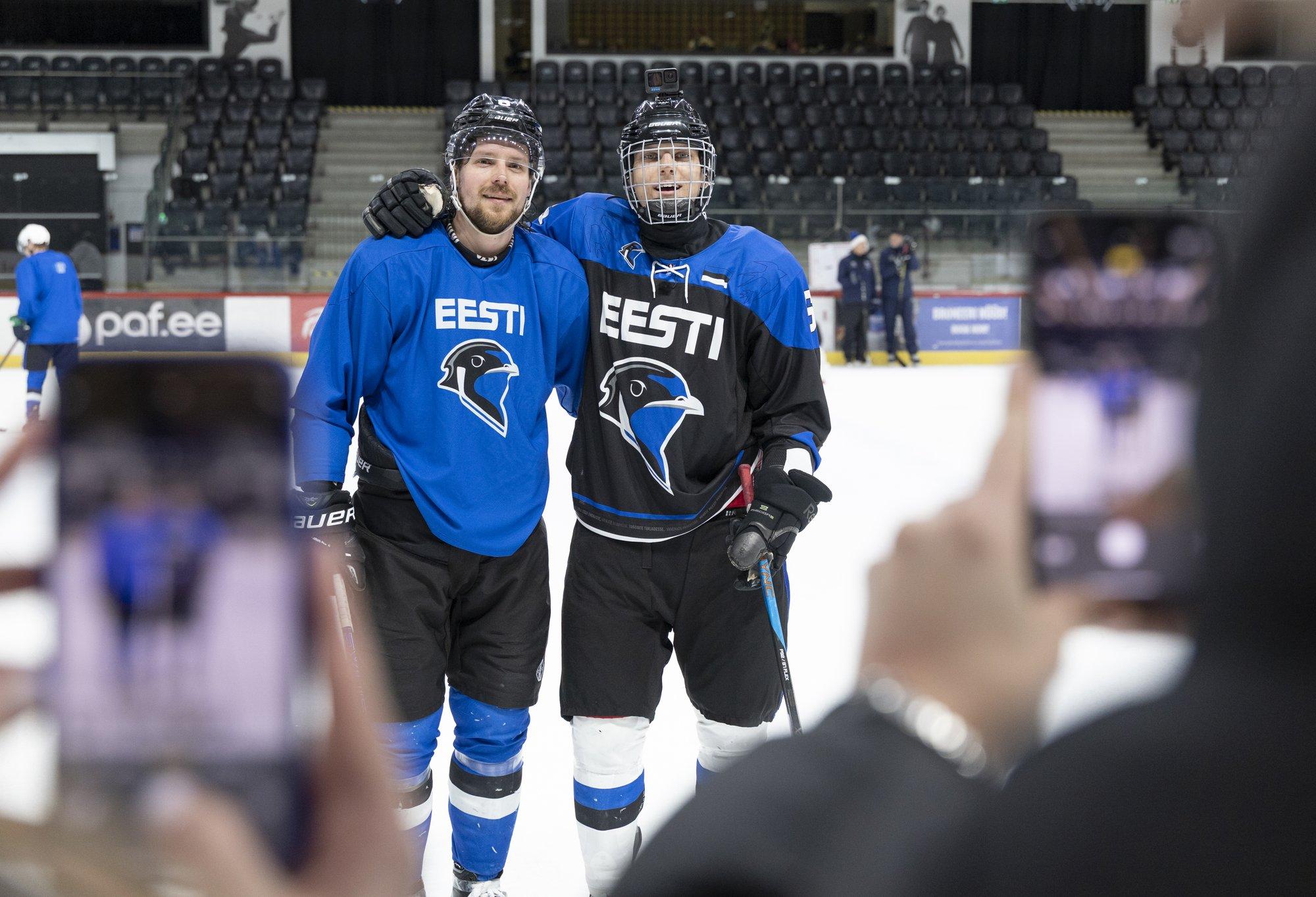 FOTOD | Pääsukesed lähevad MM-ile igat mängu võitma. „Fännid on nagunii meiega, kui veel hokijumal ka aitaks...“