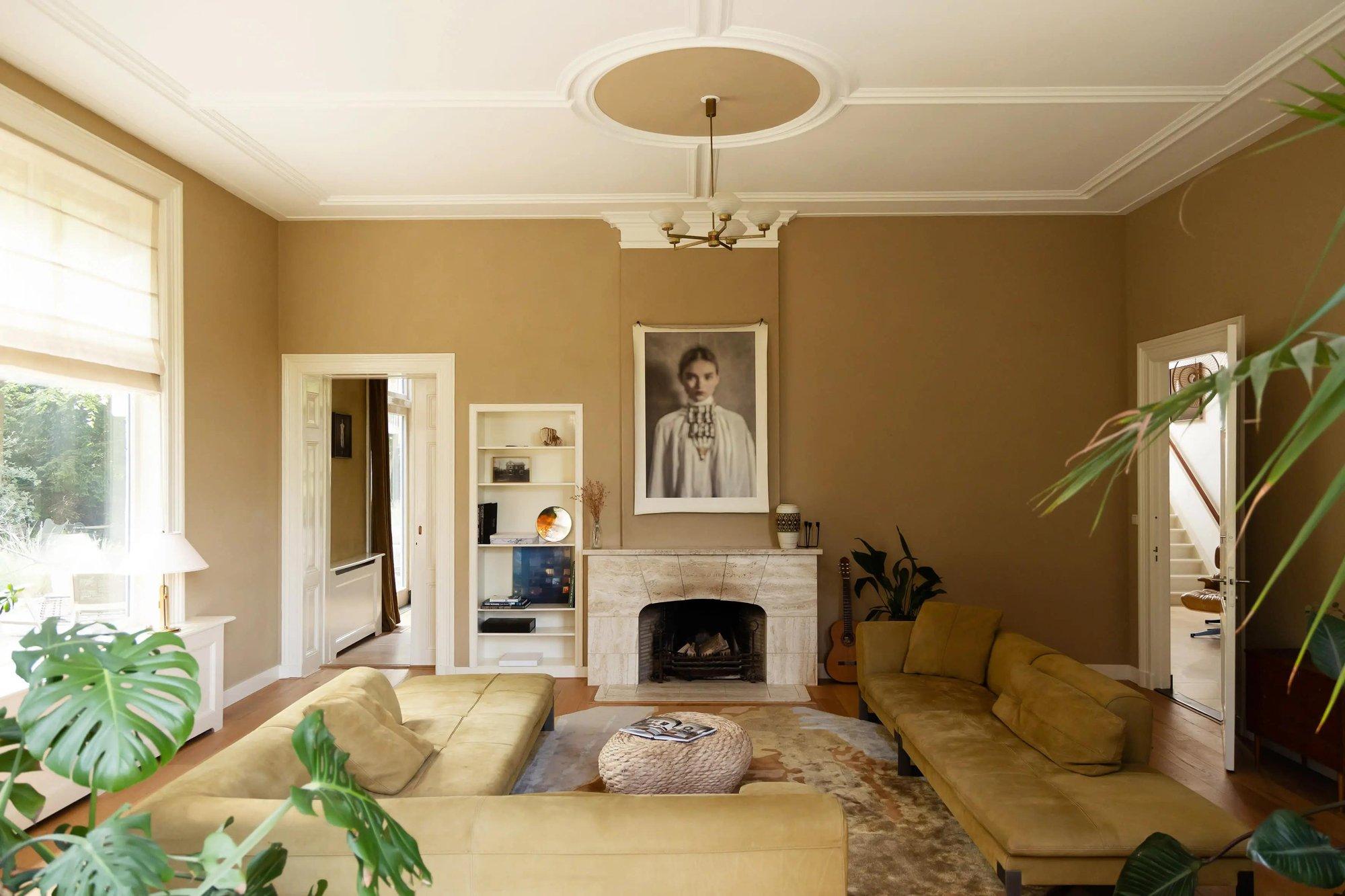 FOTOD | Kaasaegse kunstiga täidetud villa juugendlikus maamajas