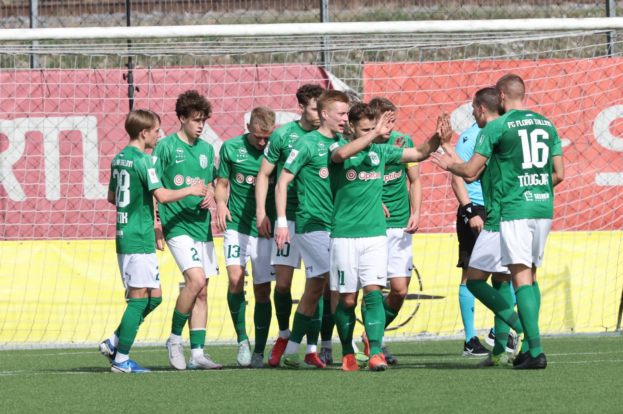 DELFI FOTOD | Flora sai taas punase kaardi, aga alistas siiski Paide