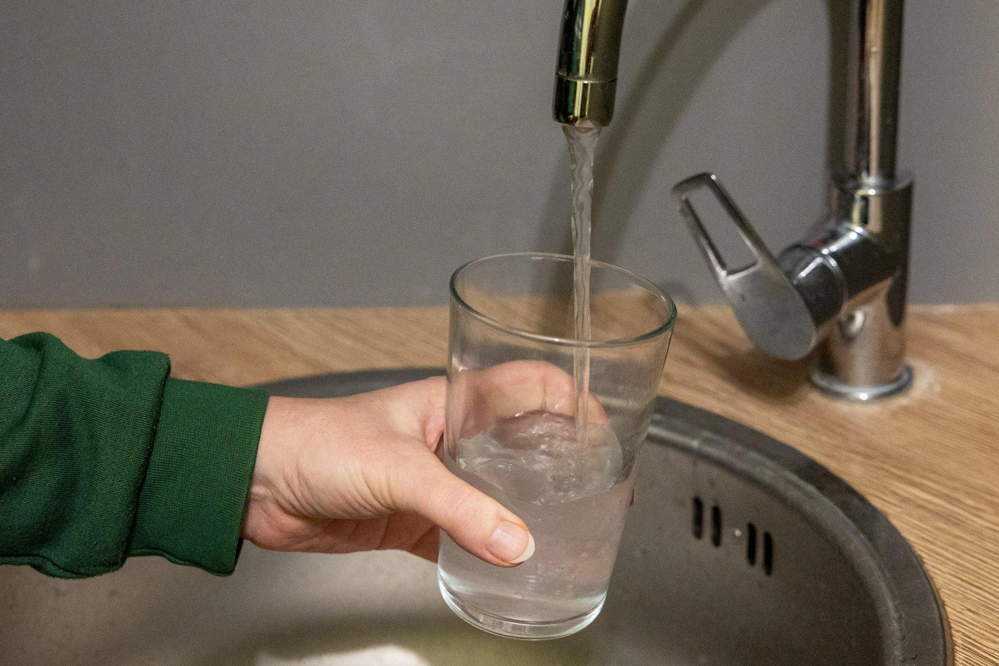 Joogivee kriis Kambja vallas: vett tuleb jätkuvalt enne tarvitamist keeta, haigestunuid on üle 260