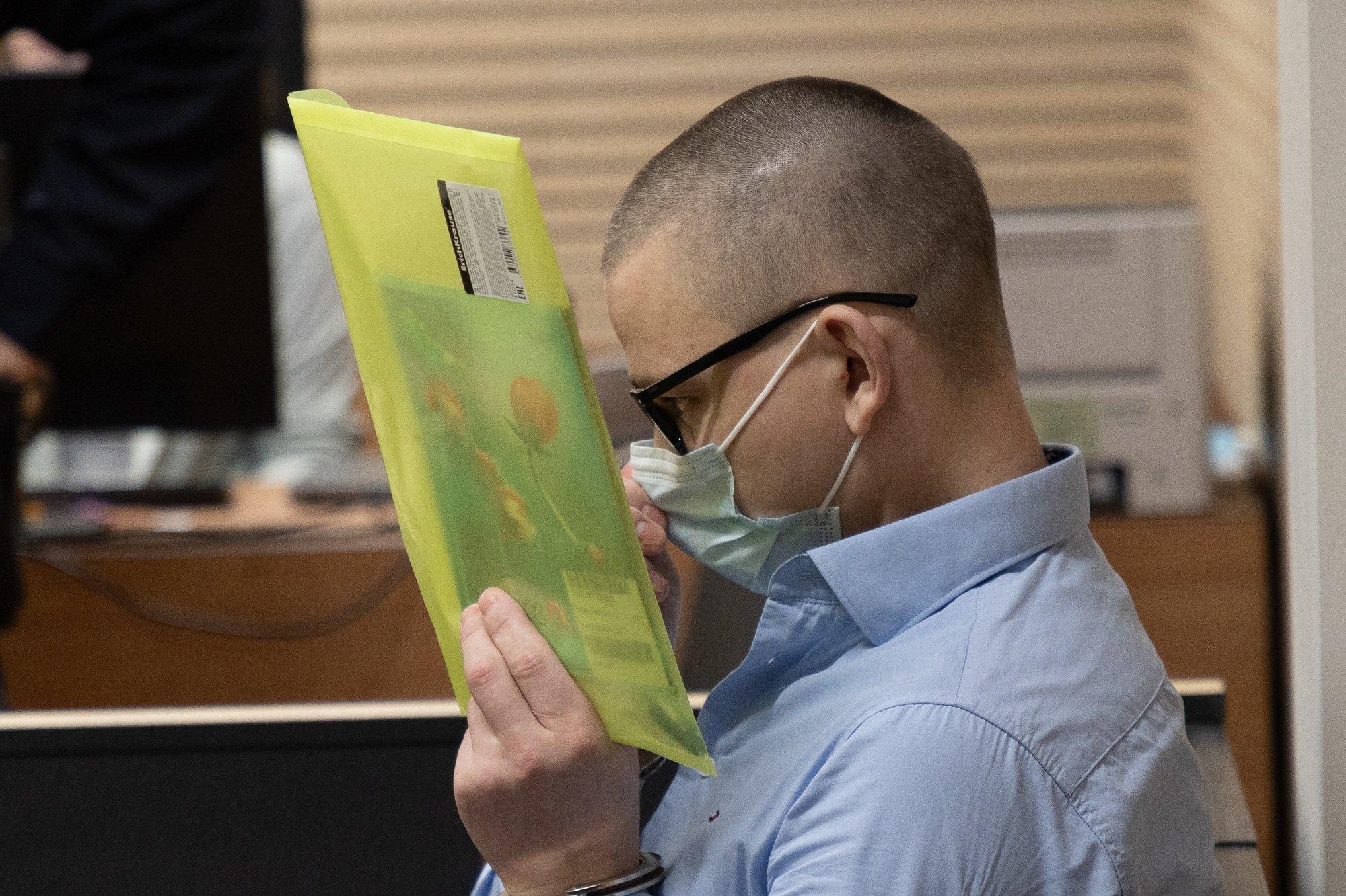 Mere puiesteel võhivõõra surnuks pussitanud mees mõisteti pikaks ajaks vangi