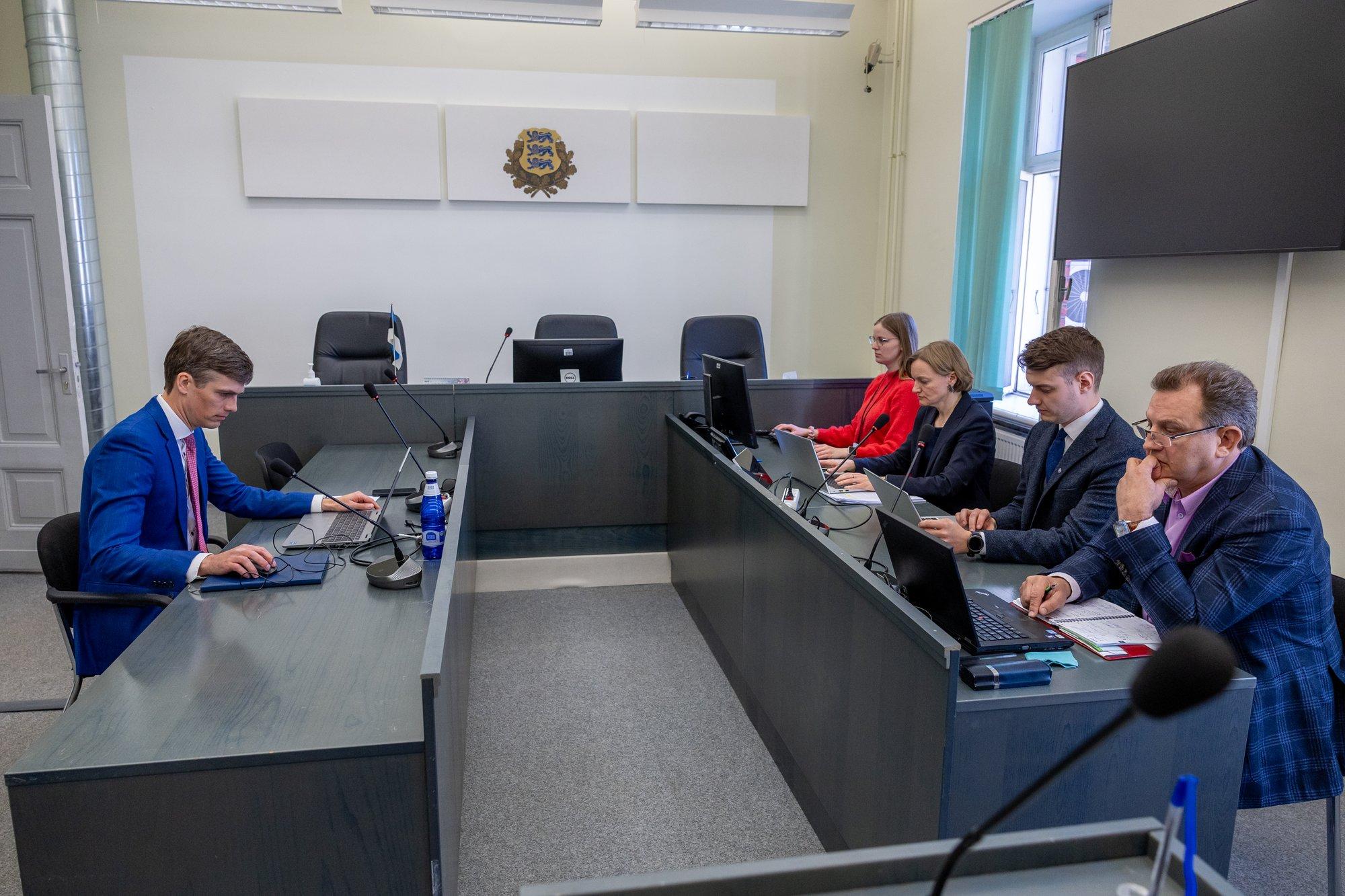 FOTOD | Kohus kuulutas Mehis Viru kohtuistungi kinniseks, et mitte põhjustada kannatanutele raskeid üleelamisi