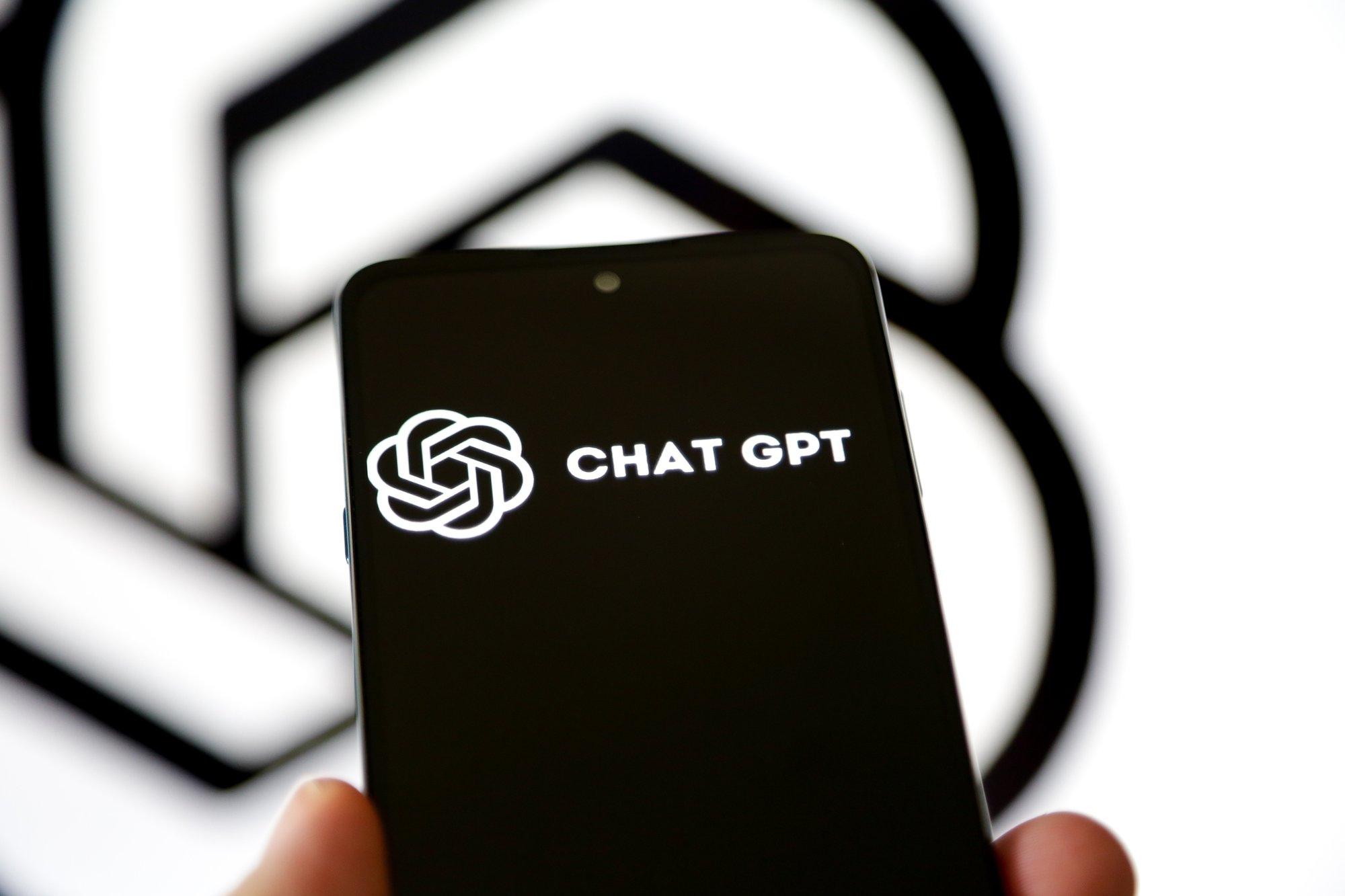 Nädal tehisintellektiga: valetav assistent, kasutajaid hirmutav ChatGPT ja inimteadmiste ületamine