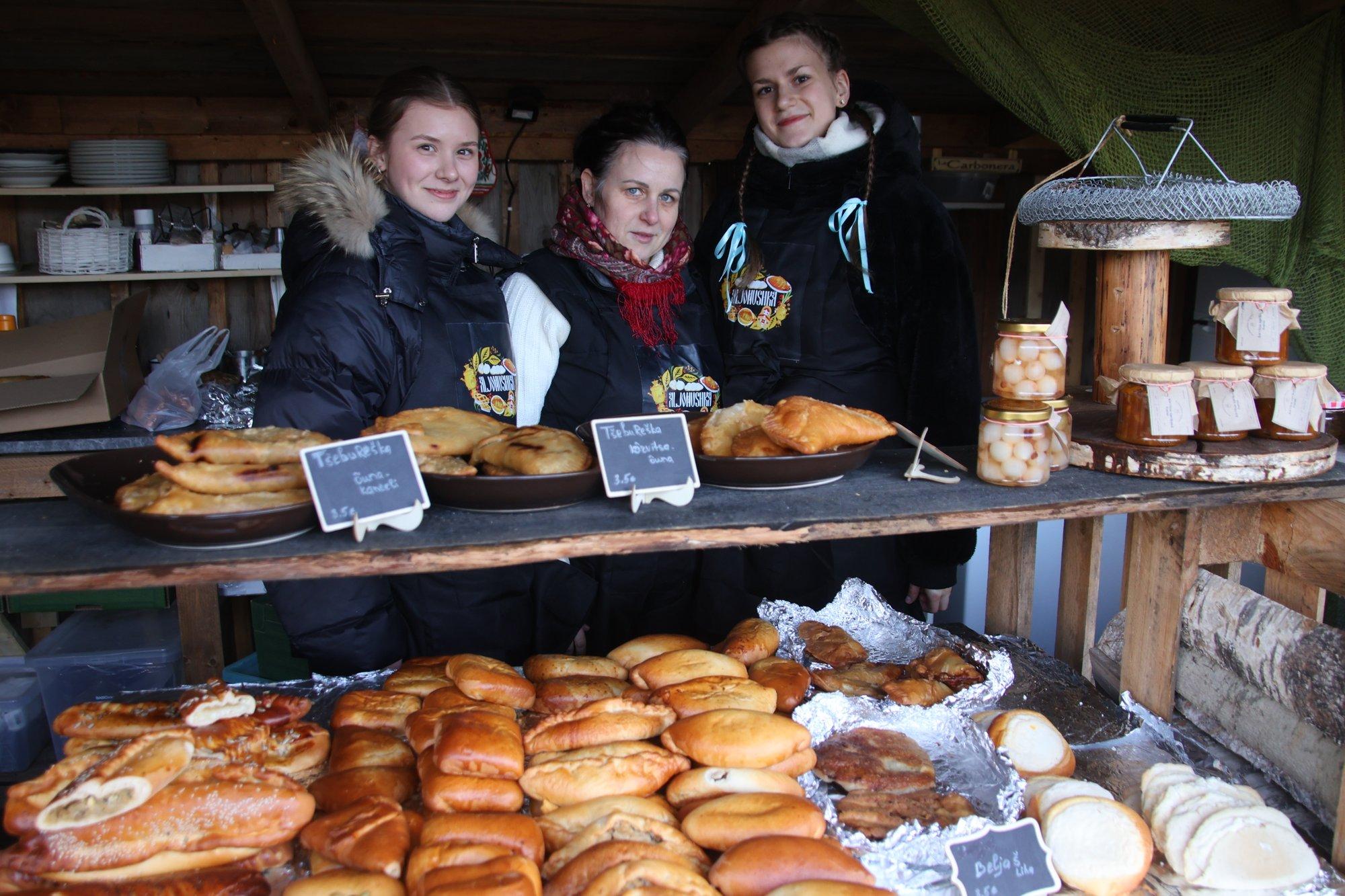 GALERII | Kuhu kadusid Sibulatee kohvikute külastajad?