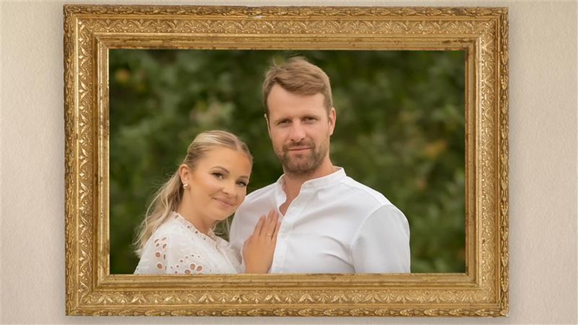 100 Eesti armastuslugu! „Igatsesin teda liiga palju, et lasta tal minna.“ Teismeea armastuse ja praeguse suhte vahele jäi 10 aastat