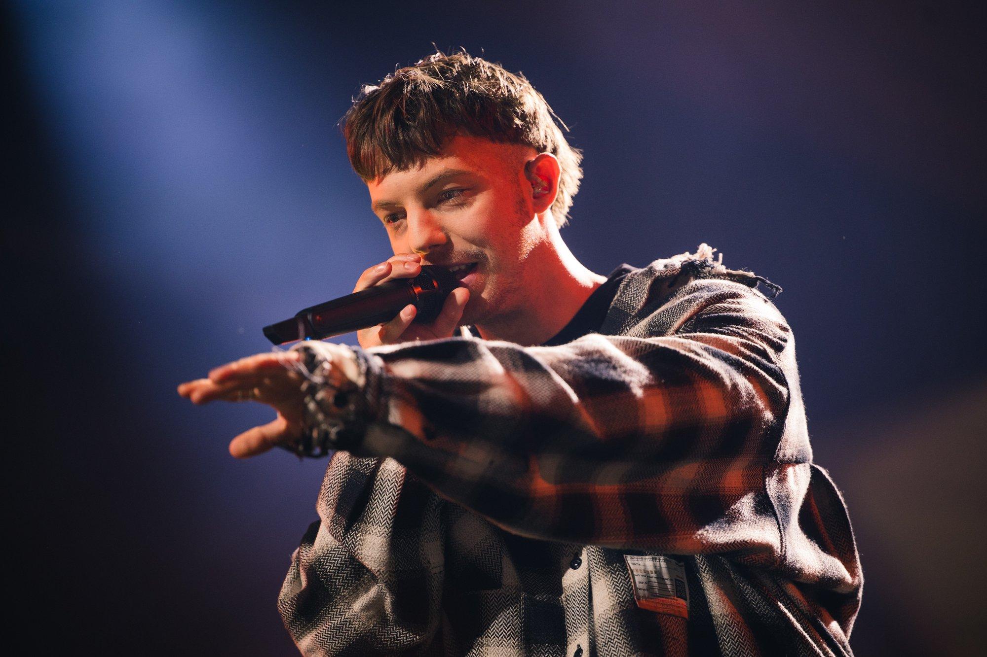 Leidis teise pere teisel pool maailma! Eesti Laulul säranud muusik Carlos Ukareda läks Nashville’i õnne otsima