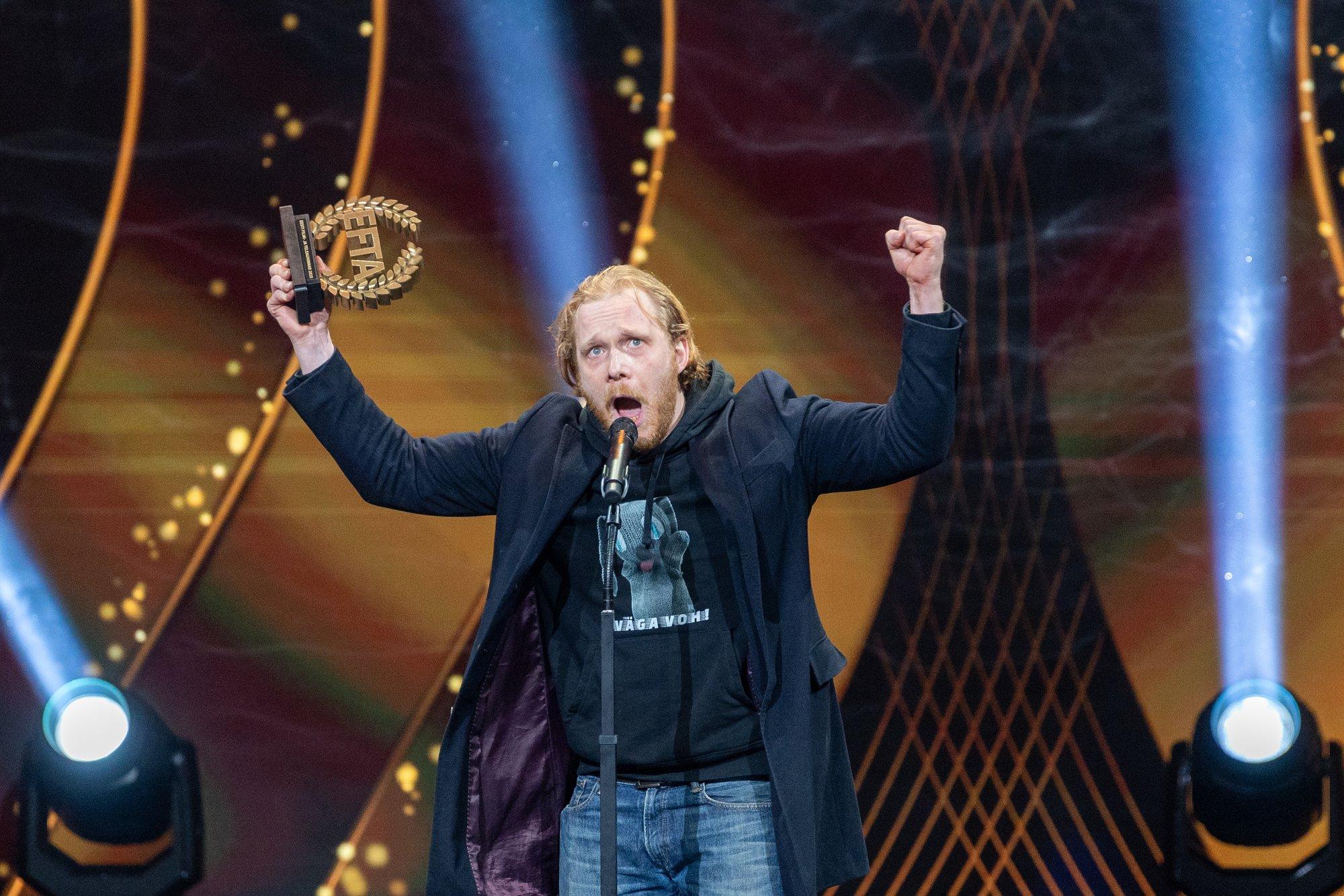 FOTO | Pääru Oja saabus EFTA galale oma kauni elukaaslasega