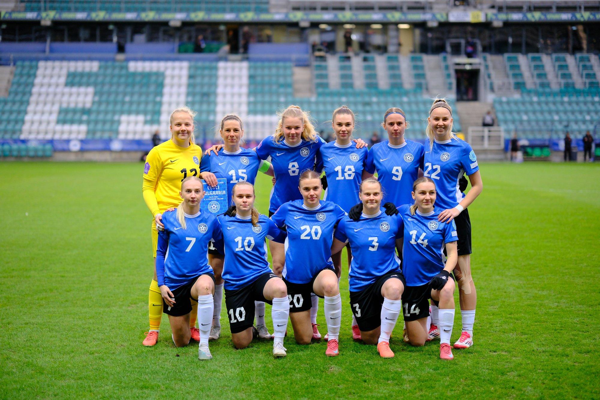DELFI FOTOD | Eesti naiste jalgpallikoondis mängis 457 pealtvaataja ees Bulgaariaga viiki