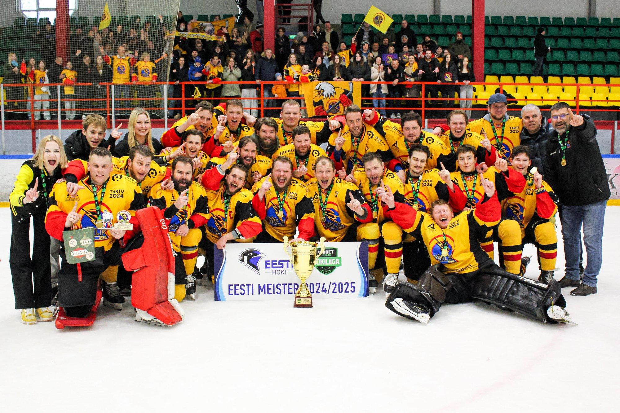 Välk 494 krooniti Eesti hokimeistriks