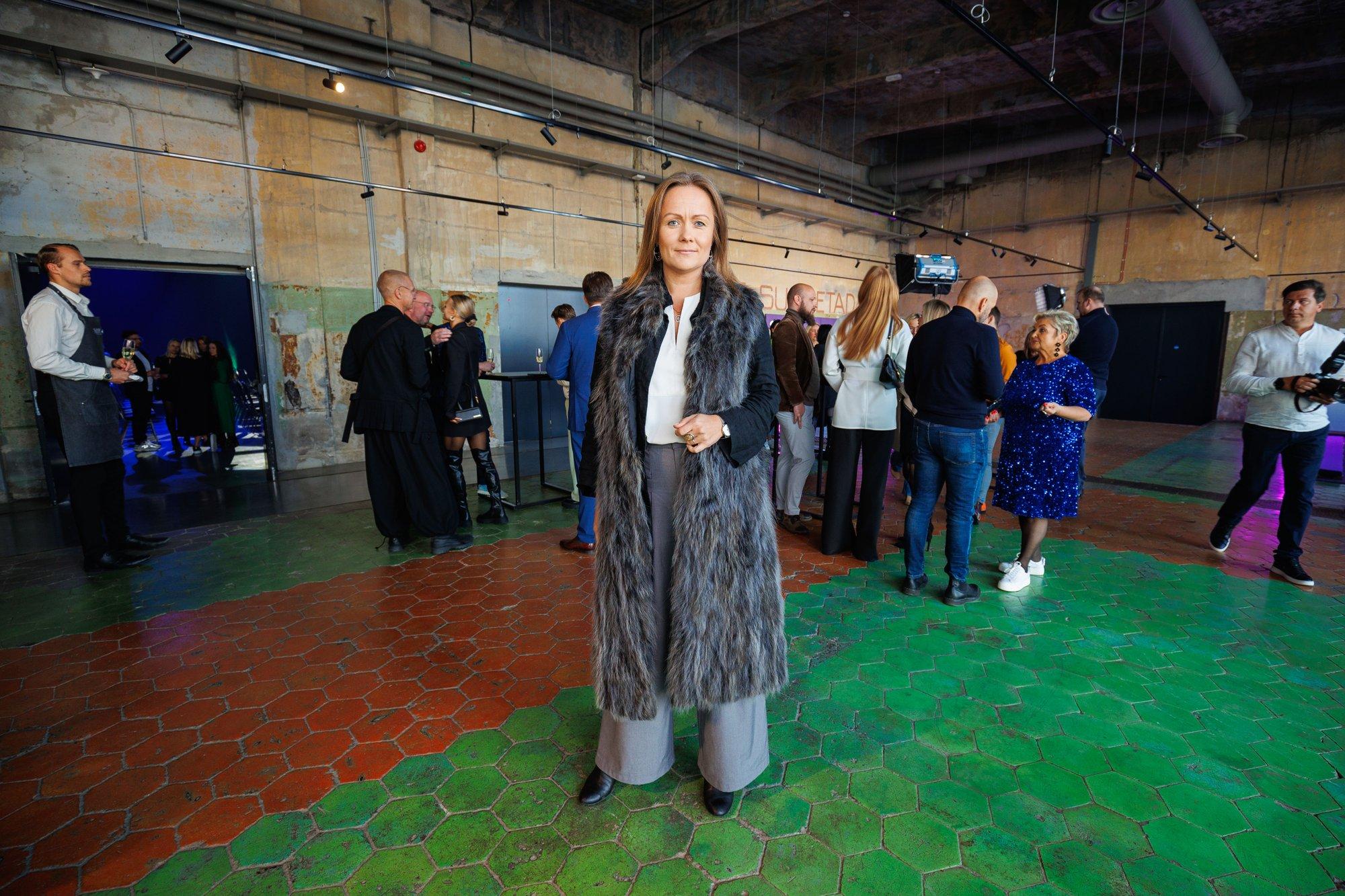 KLÕPS | Stiilne neiu! Inga Lunge seikleb teismelise tütrega Prantsusmaal