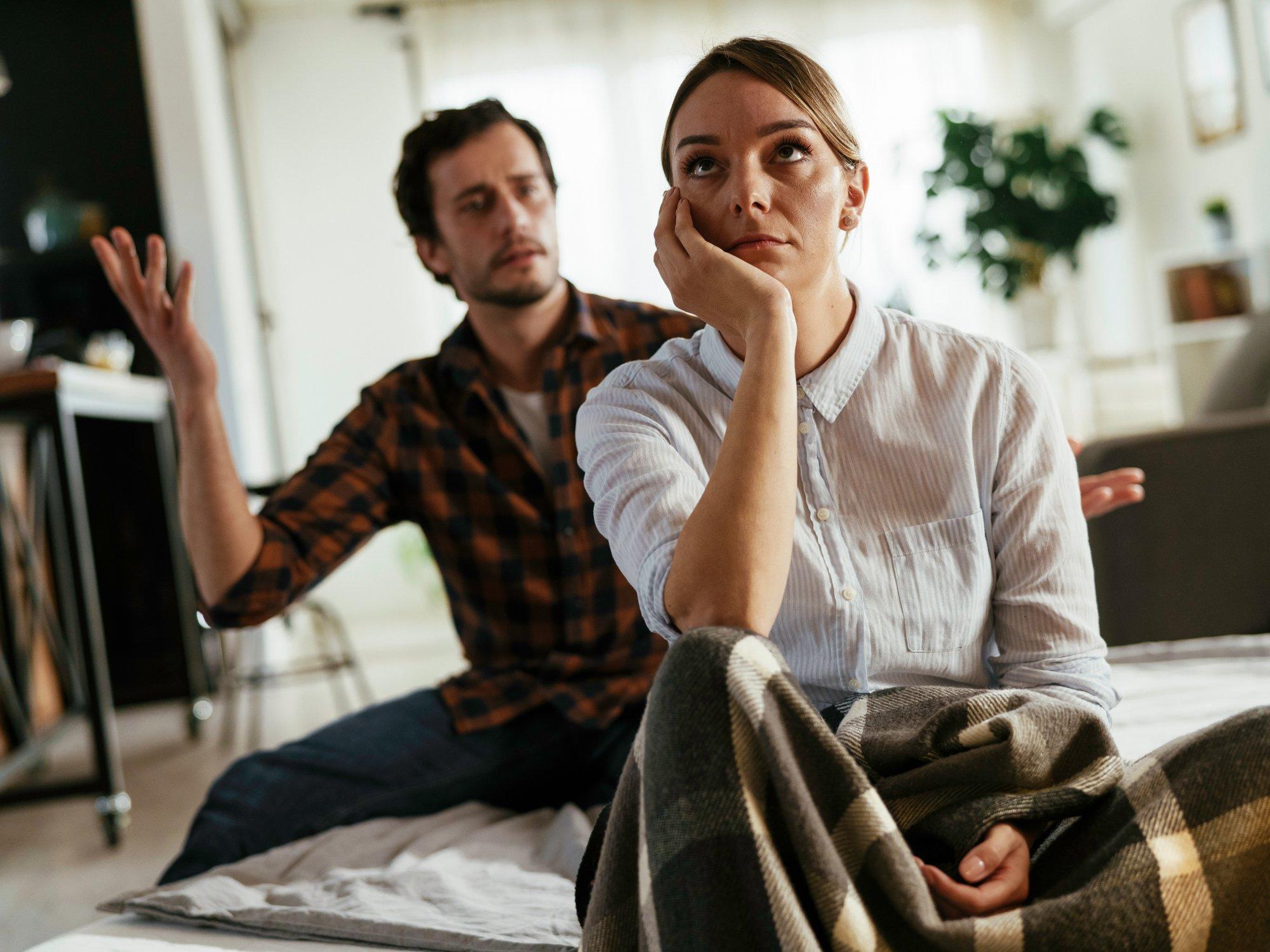 Psühholoog hoiatab: üks väike näoilme võib kogenud pilgu jaoks olla kindel märk sellest, et lahutus ei ole enam kaugel