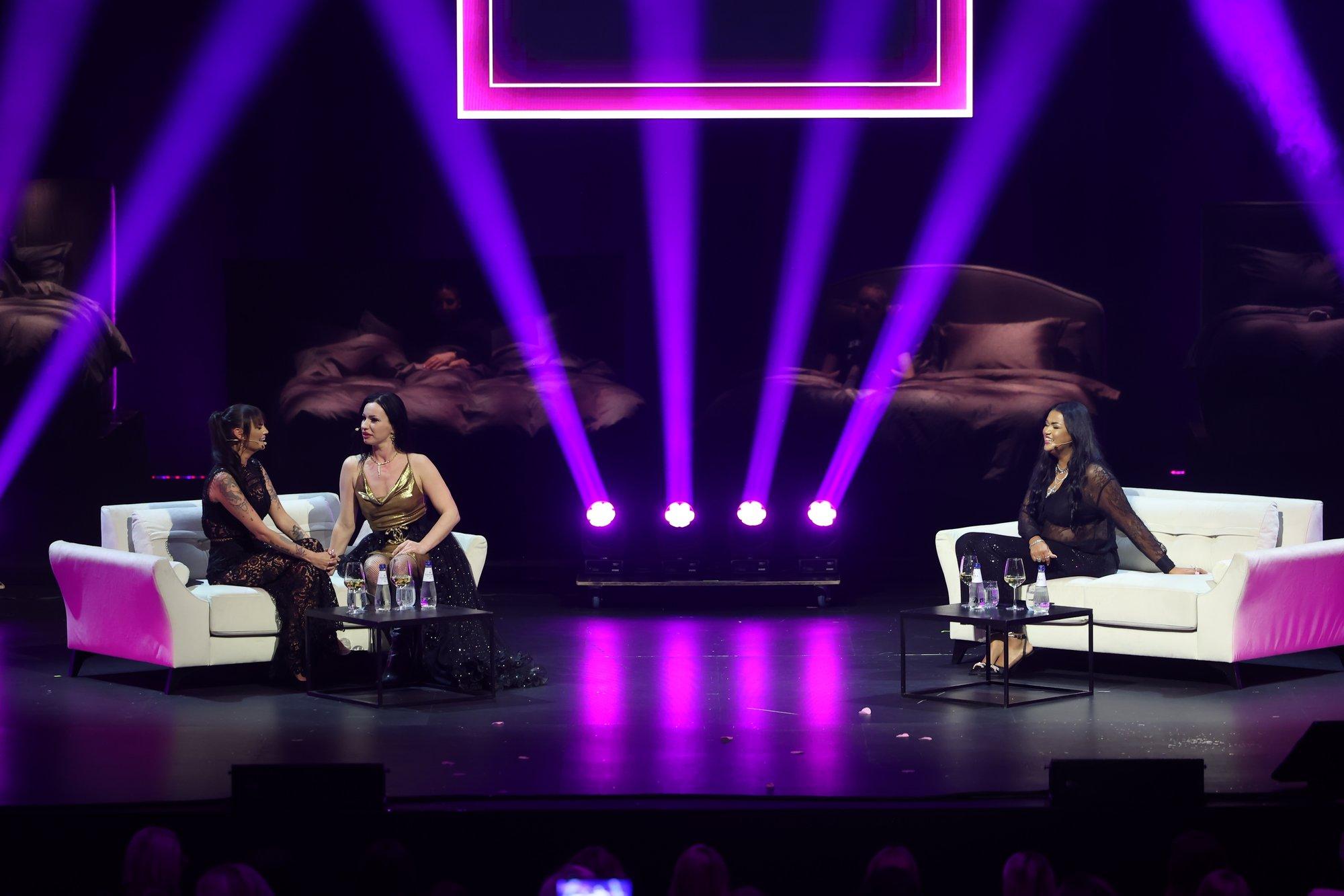 Malluka ja Kristina Pärtelpojaga laval säranud Silvia Ilves: elagu ausus ja julgus elada elu mäletamisväärselt!