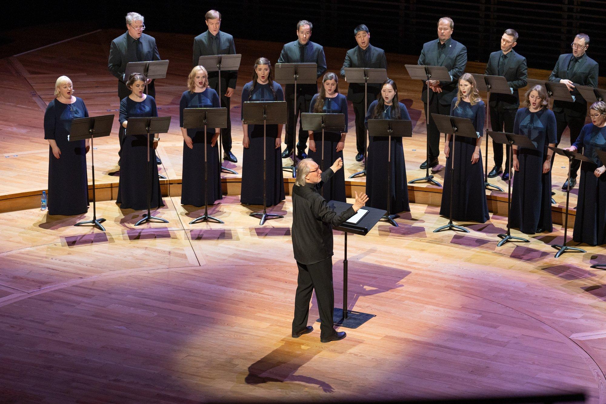 Arvo Pärdi 90. sünnipäevale pühendatud kontsert Pariisis jõudis sinna, kuhu Pärdi muusikaga peabki alati jõudma – täielikku vaikusesse