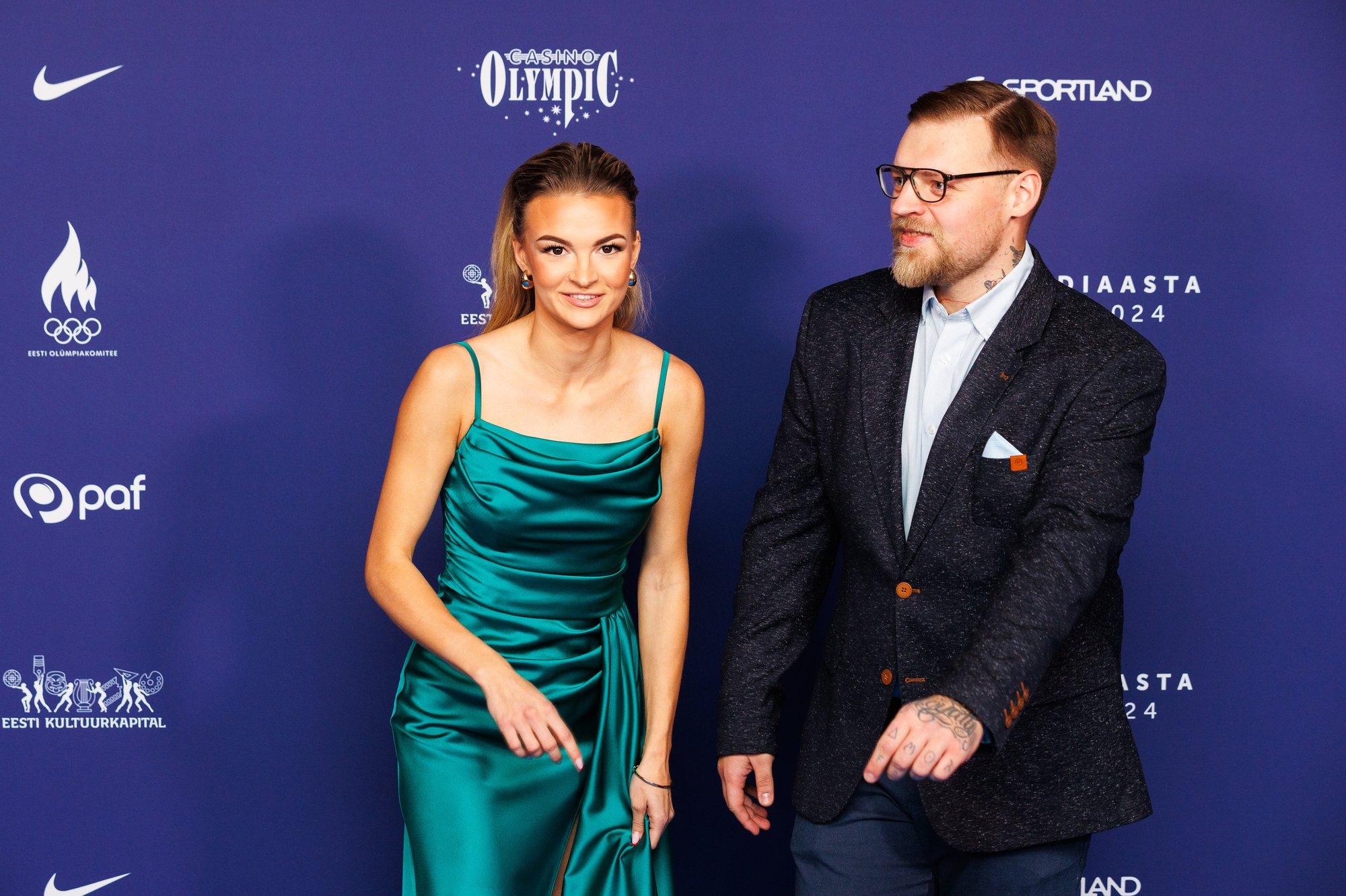 KLÕPS | Juba suur poiss! Amani Kiivikas võttis puhkusele kaasa poja ja partneri