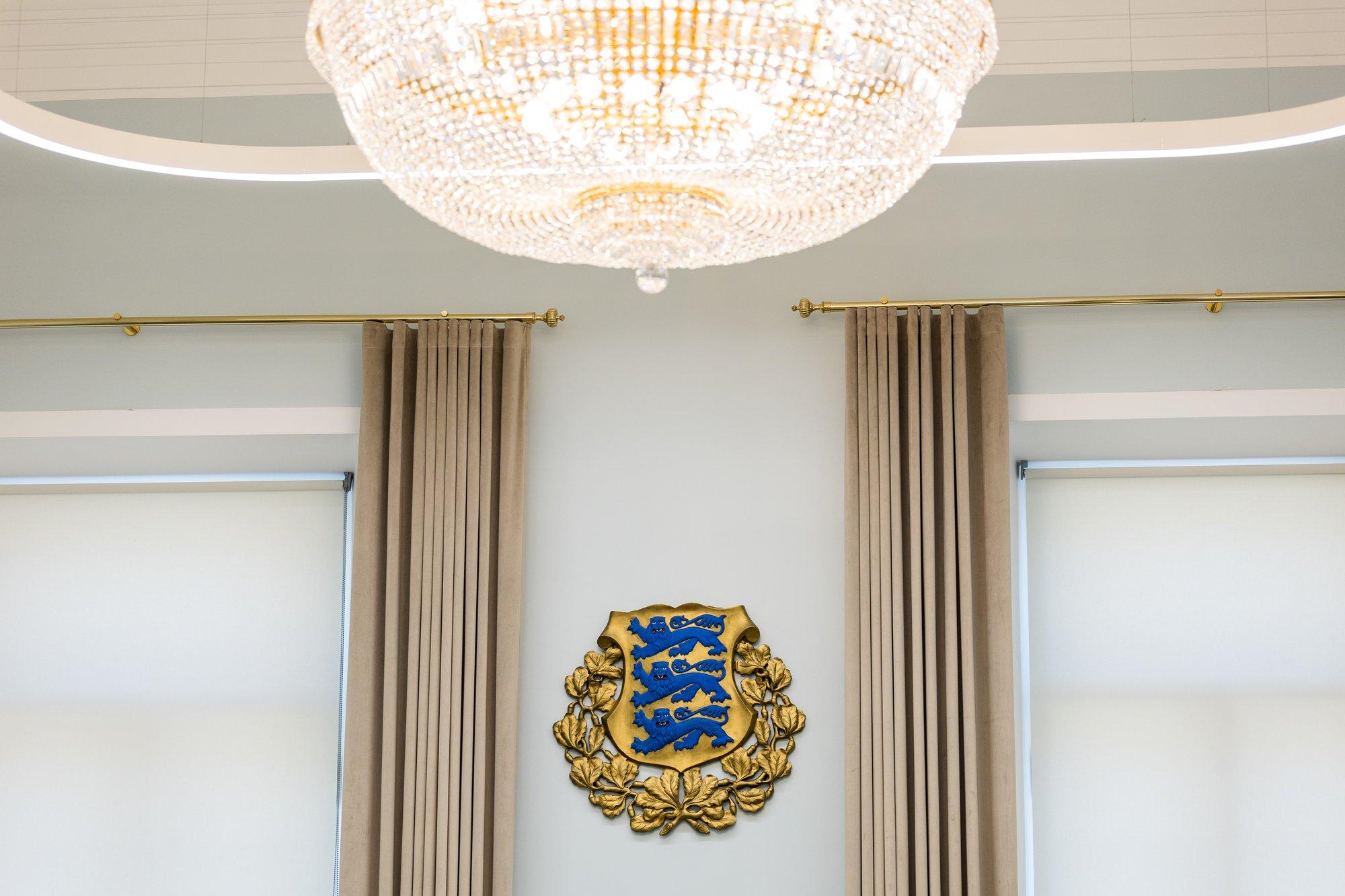 Selgus majas. Töötuskindlustuse seadus on osaliselt põhiseadusega vastuolus