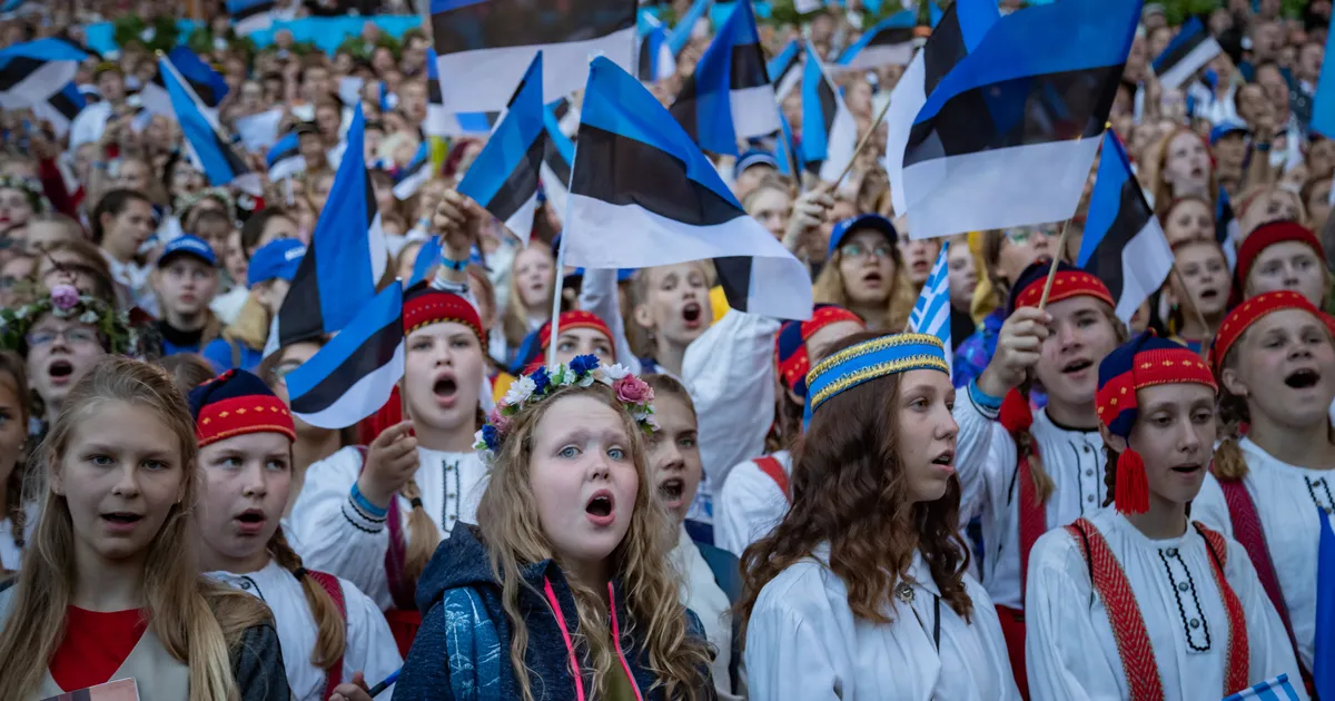 KUKU ⟩ Sten Weidebaum: mis juhtub laulupeol?