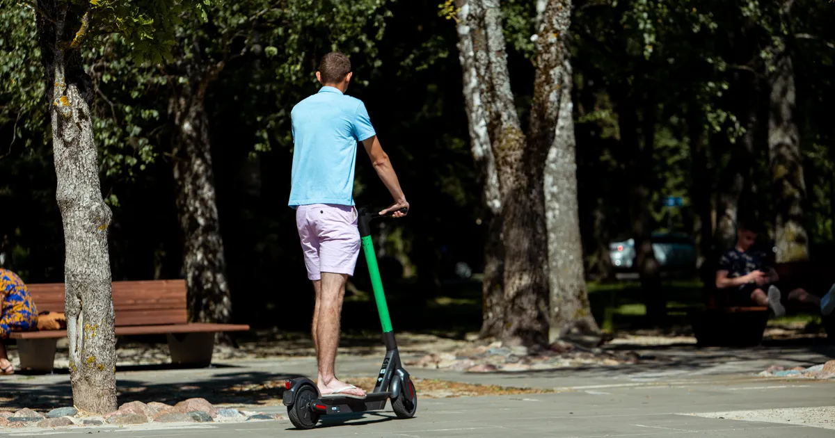 FOTO ⟩ Kümned eurod 400 meetri eest? Elektritõuksi rent läks valgakale kalliks maksma