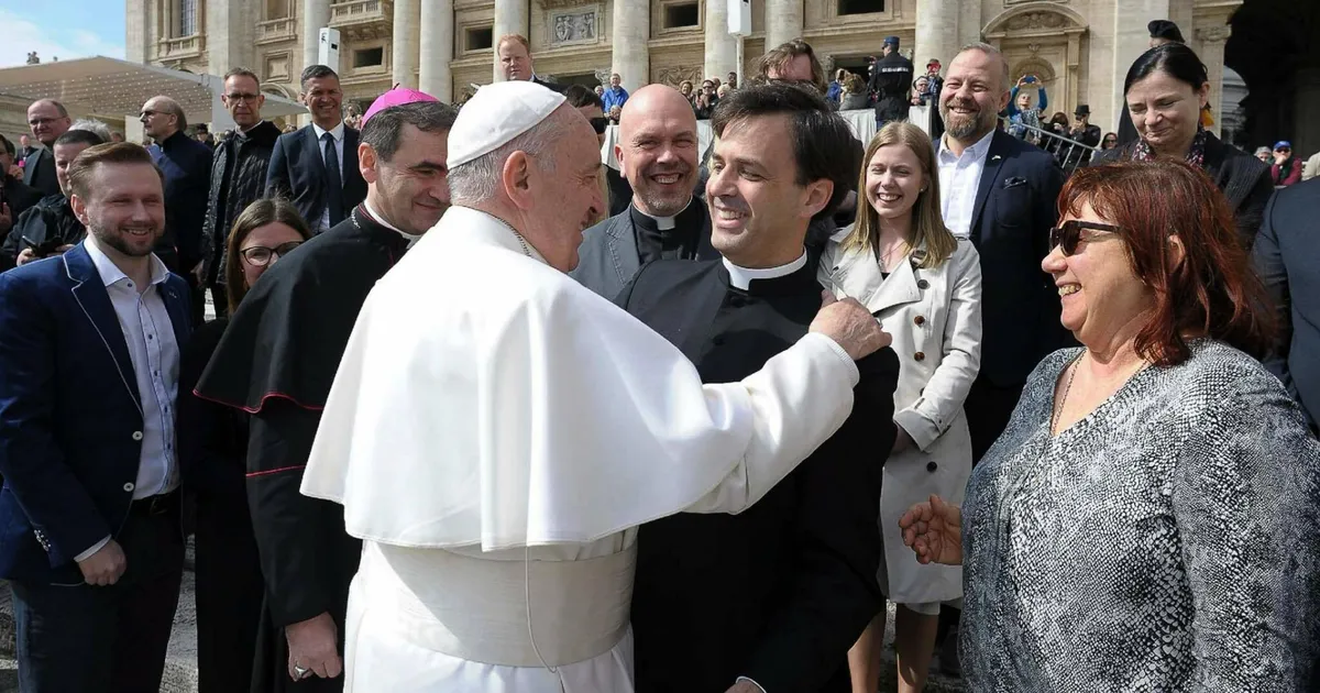 PHILIPPE JOURDAN ⟩ Ühest paavstist teiseni