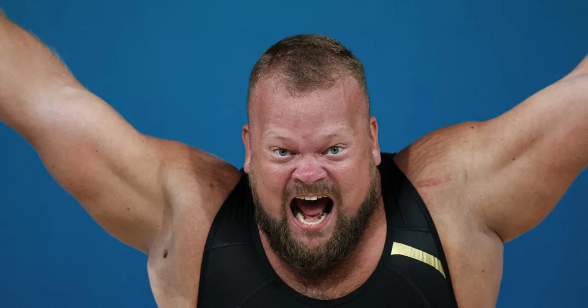 Tallinna linn premeeris EMil hõbeda teeninud Seimi ja tema treenerit