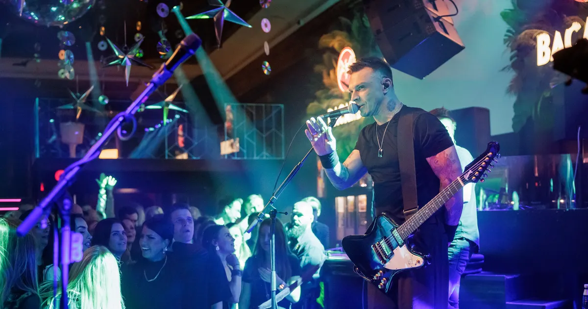 GALERII ⟩ Tanel Padar küttis volbriöö Tallinna ööklubis kuumaks!