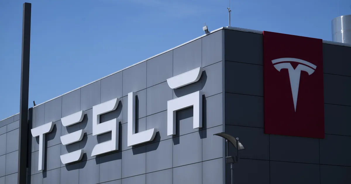 Tesla lükkas teate Elon Muski asemele uue tegevjuhi otsimisest ümber