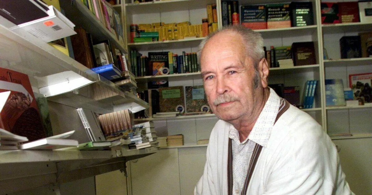 KINDEL LAKS ⟩ Meeskirjanduse auhind välja antud