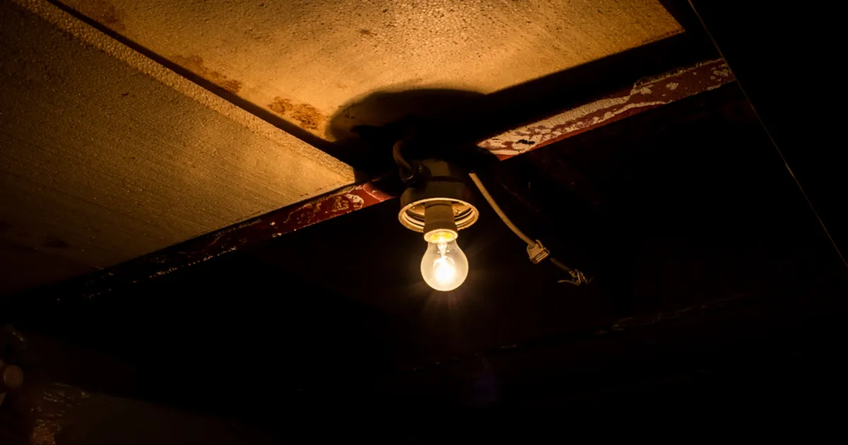 Lihtsalt kelder või piinakamber? Majaomaniku kõhe leid vapustab internetti