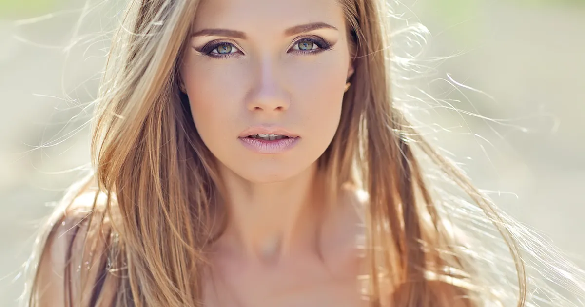 5 juuksevärvi, mis keeravad silmapilkselt ajaratta tagasi