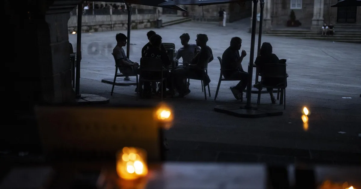 LUUBI ALL ⟩ Euroopa kobab pimeduses