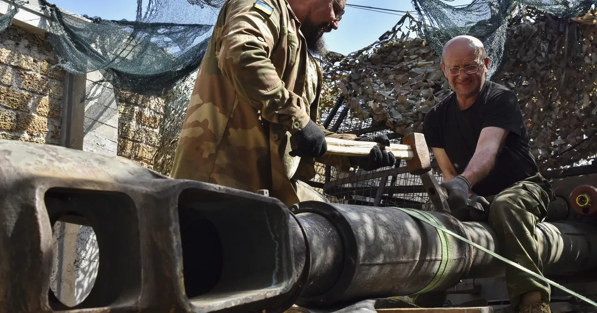 Endine CIA juht: andsime ukrainlastele vaid niipalju relvi, et nad saaksid veritseda